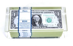 Sculpture moderne Dick Seeger en forme de pile d'argent encastrée en lucite