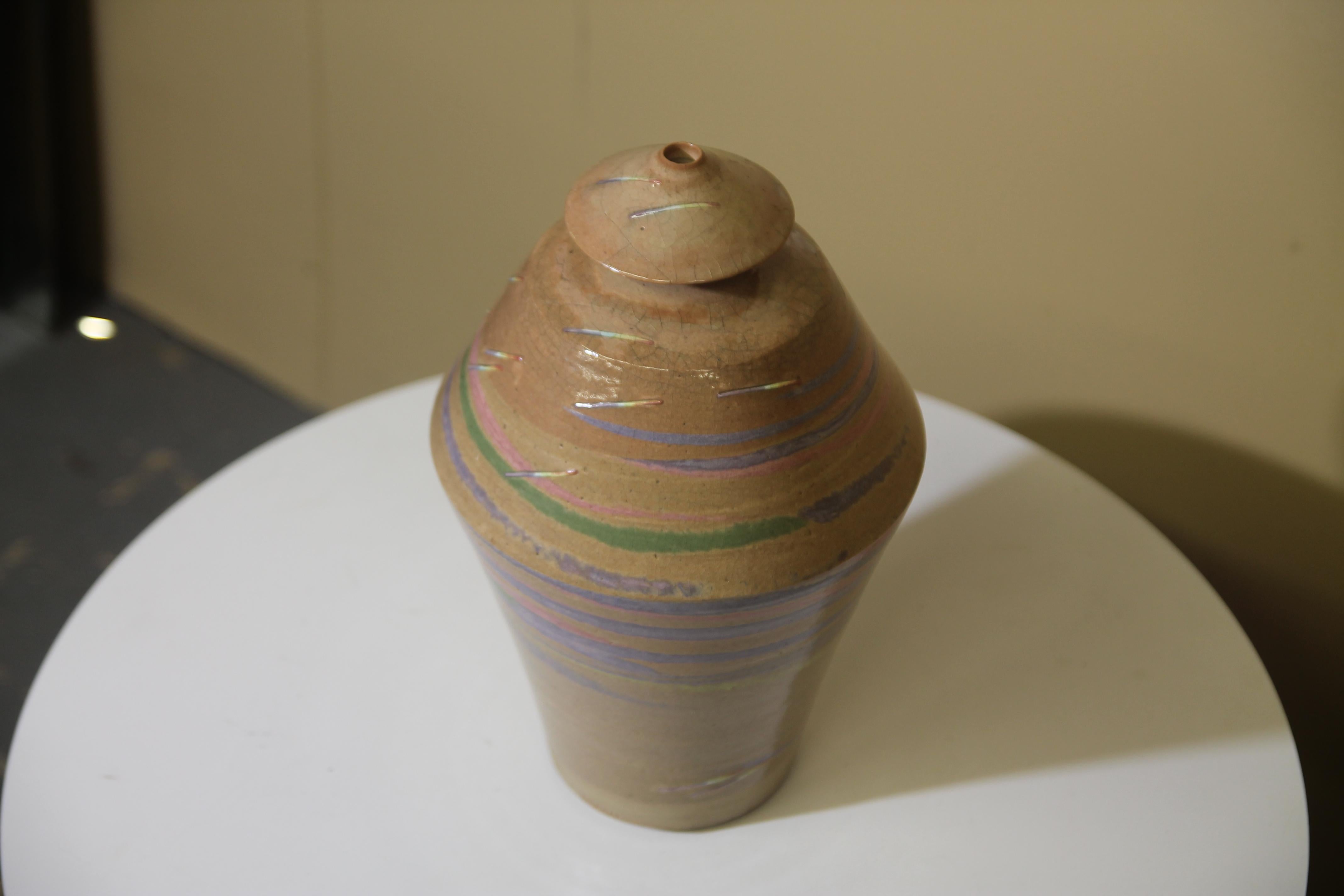 Américain Vase en poterie Dick Studley en vente