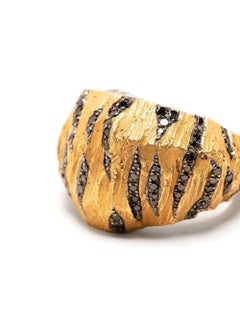 Dickson Yewn 1970's Tiger patterned gold and  Black Diamond Ring