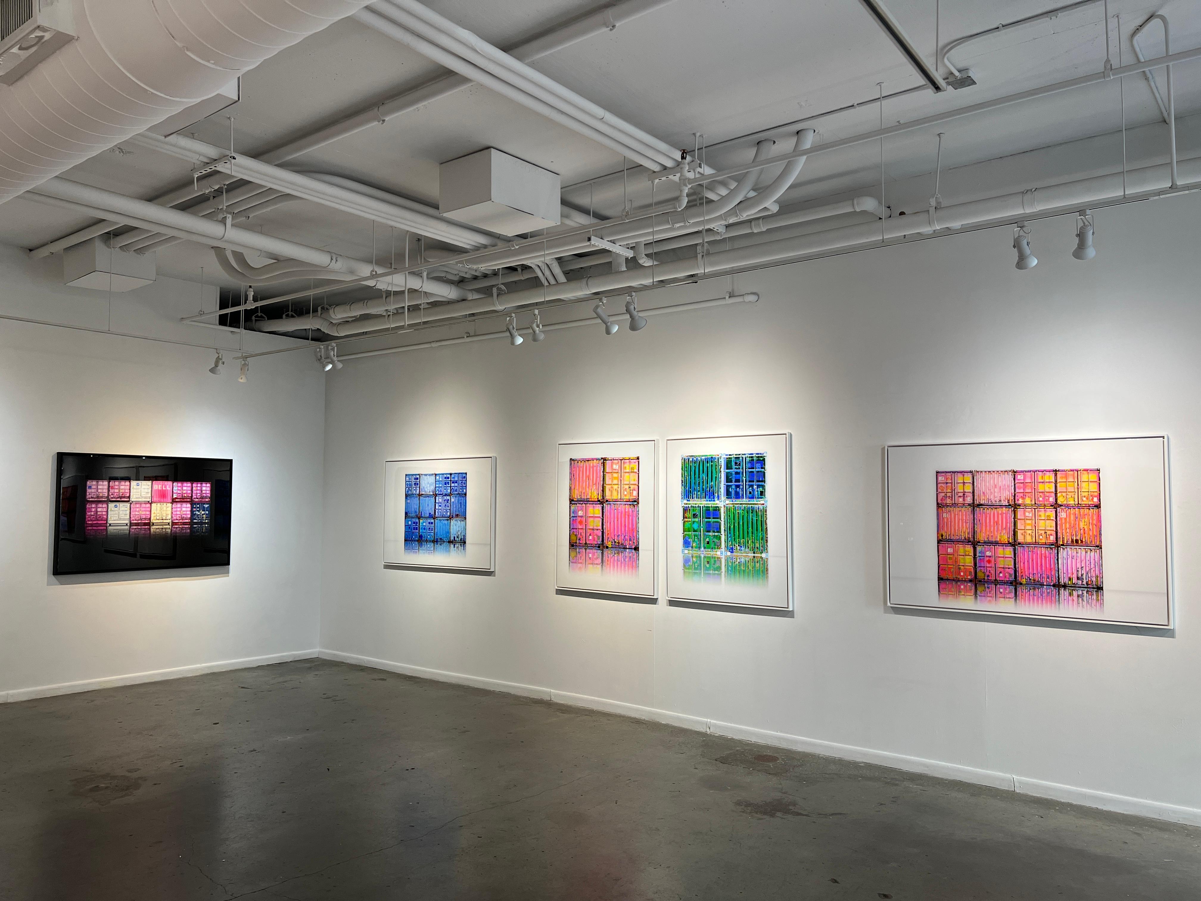 Nega Four (le rose) - Contemporain Photograph par Didier Engels
