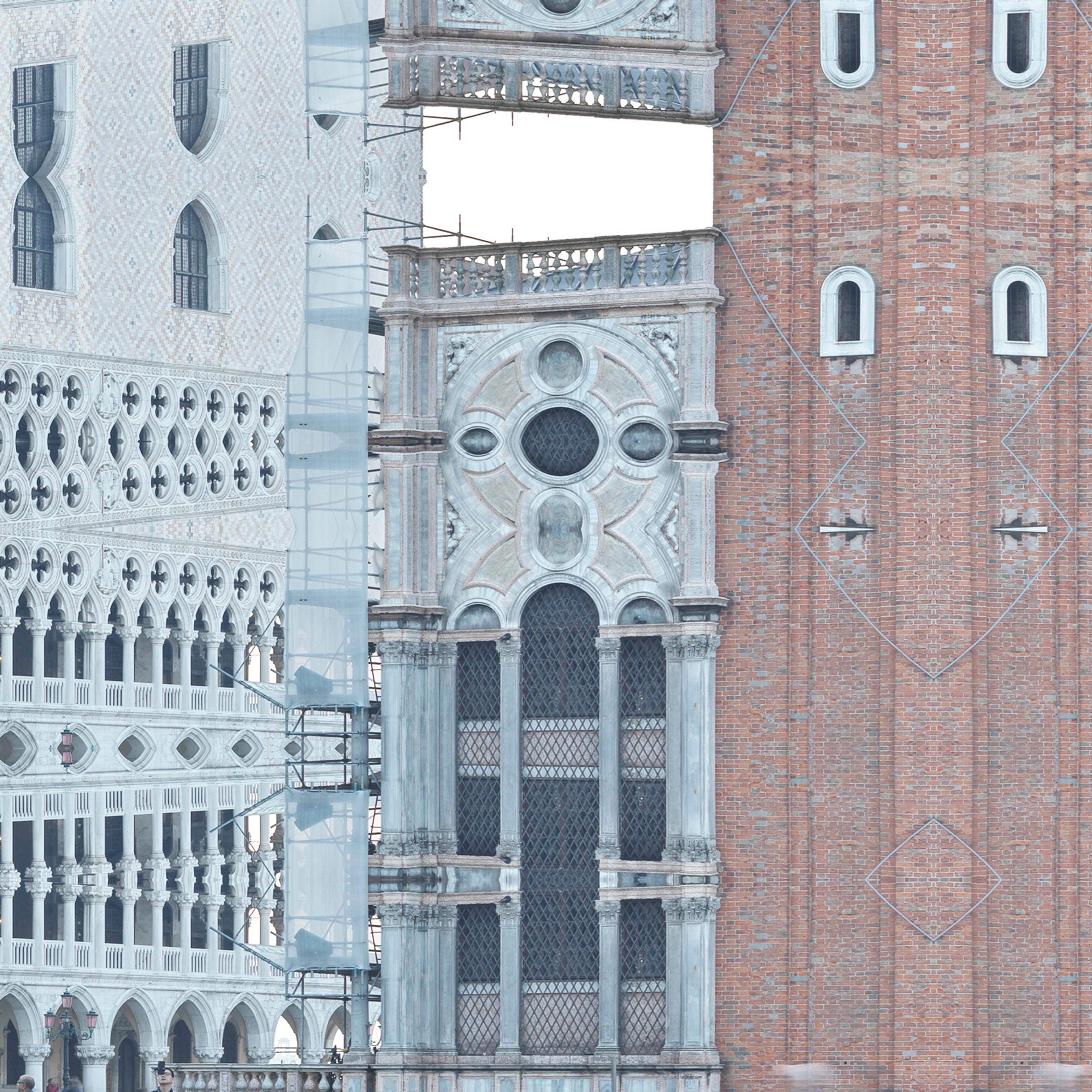 « Good Morning San Marco - Venise #36 », photographie de Didier Fournet (39x39') en vente 3