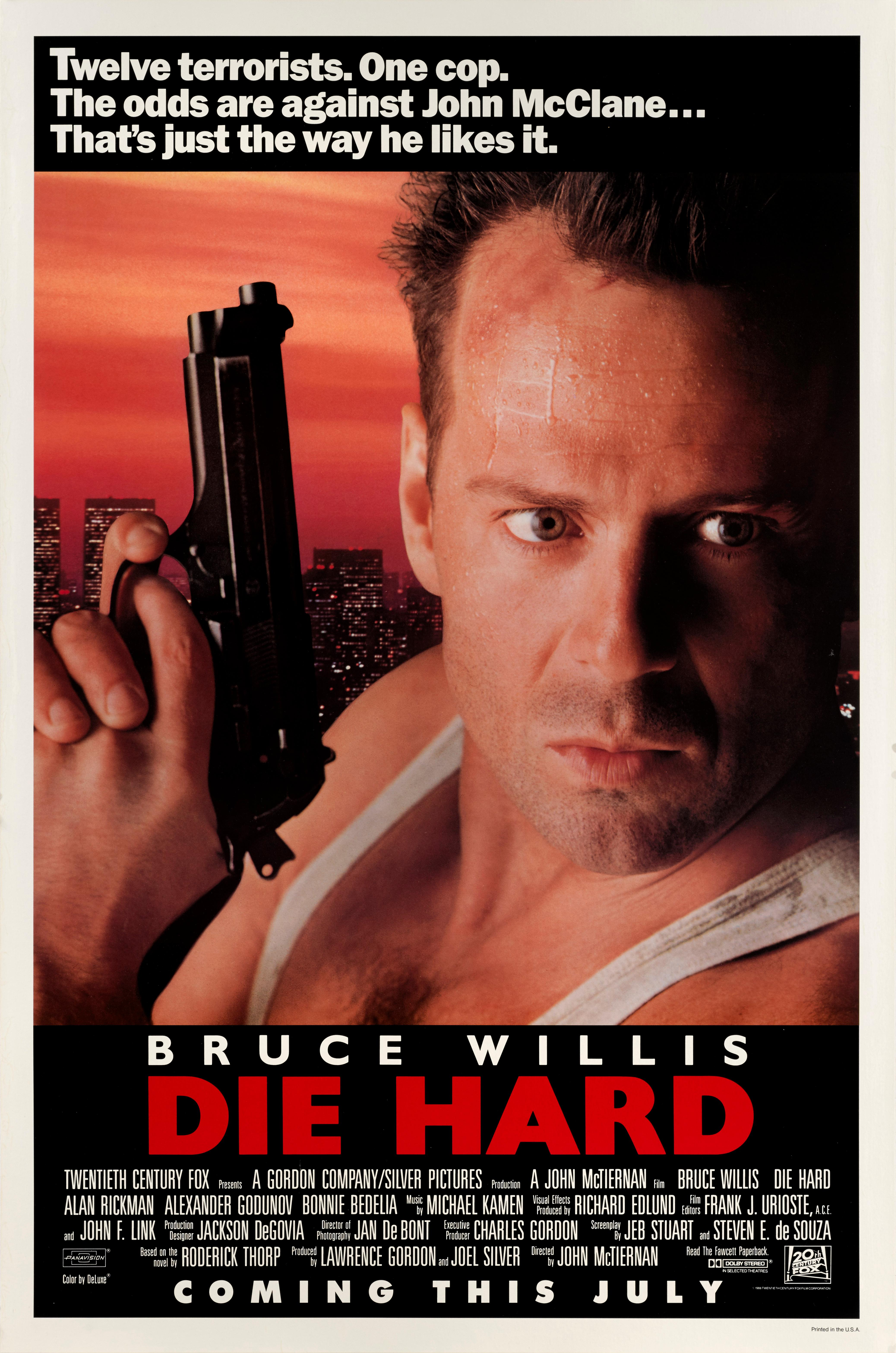Original US-Filmplakat für Stirb Langsam 1988.
In diesem klassischen Actionfilm spielen Bruce Willis und Alan Rickman die Hauptrollen.
Dieses Vorab-Plakat wurde in Hochglanz gedruckt, wodurch es sehr schwer zu erkennen war.  in gutem Zustand halten