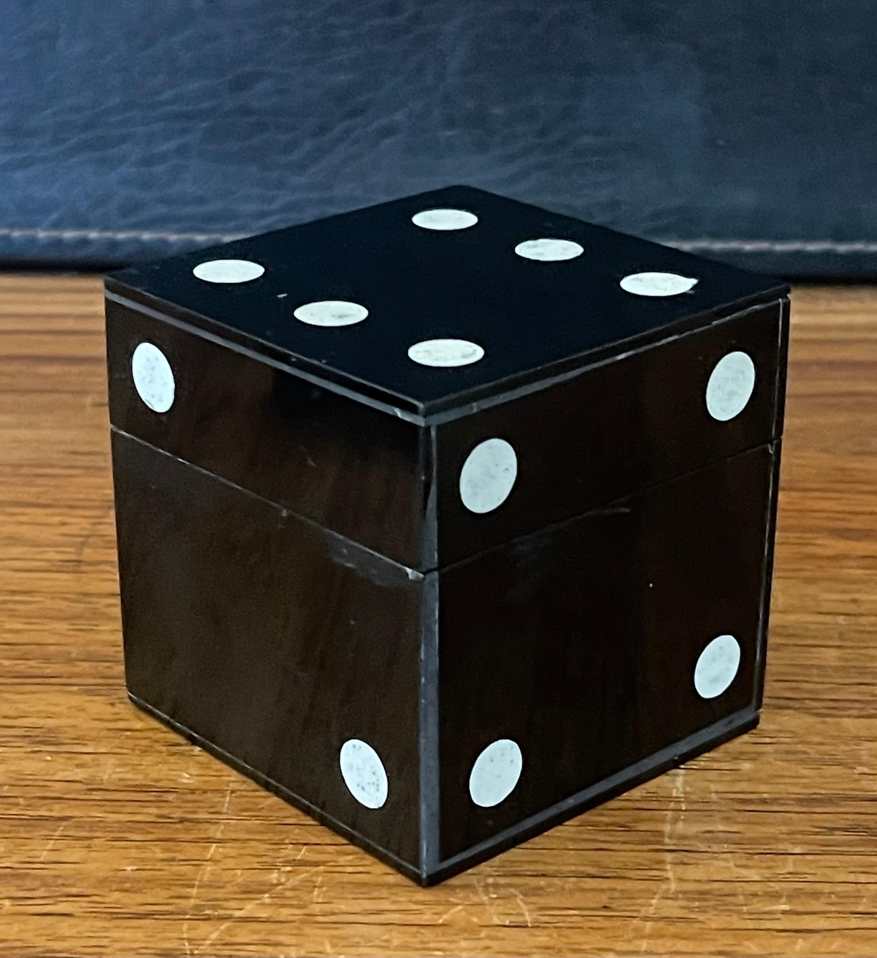 Die or Dice Paperweight / Trinket Box In Good Condition For Sale In San Diego, CA