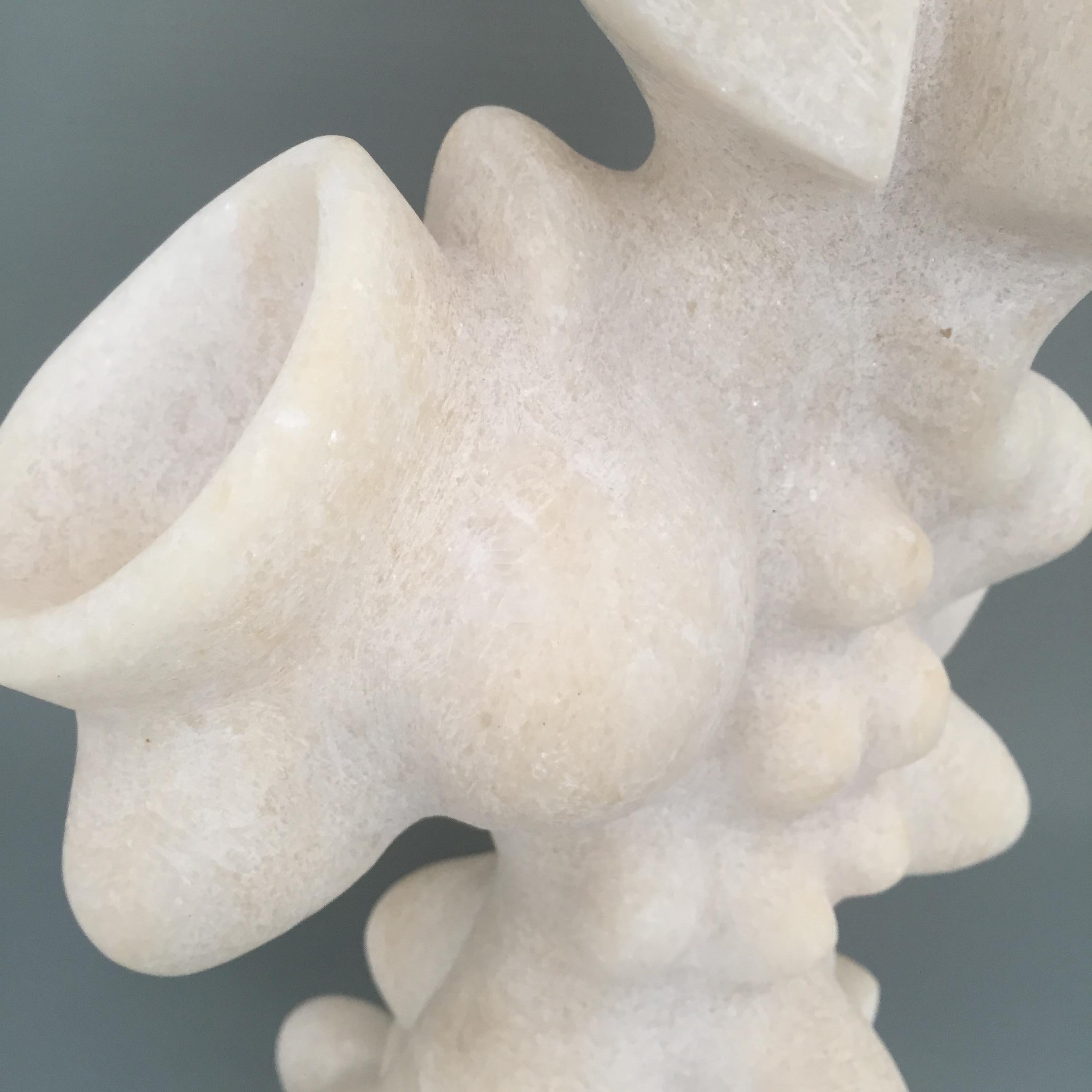 Die Vielnährende, Rare Naxian Marble Sculpture by Tom von Kaenel 2