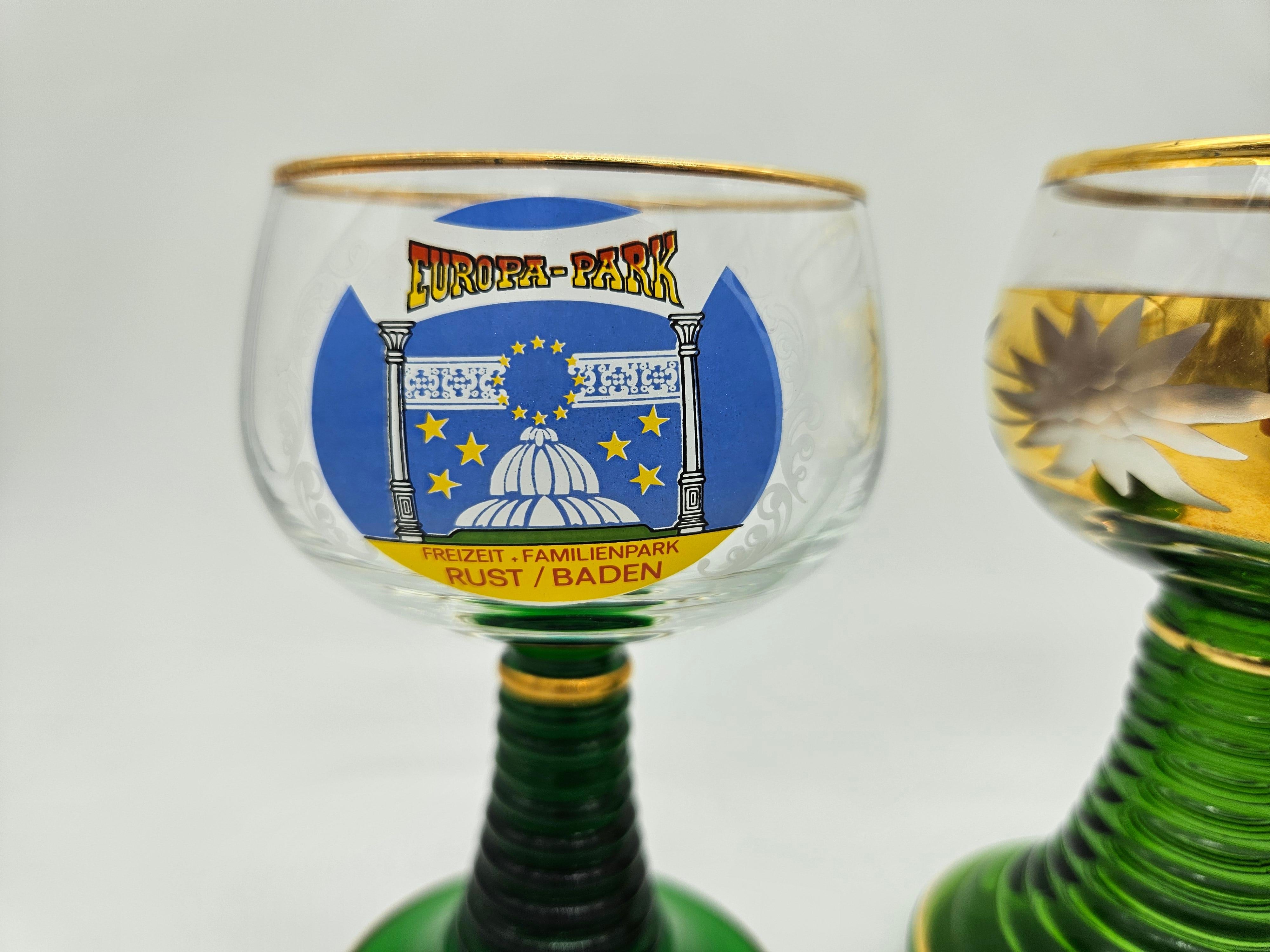 Ten gold and colored decorated glass glasses 20th century Germany For Sale 6