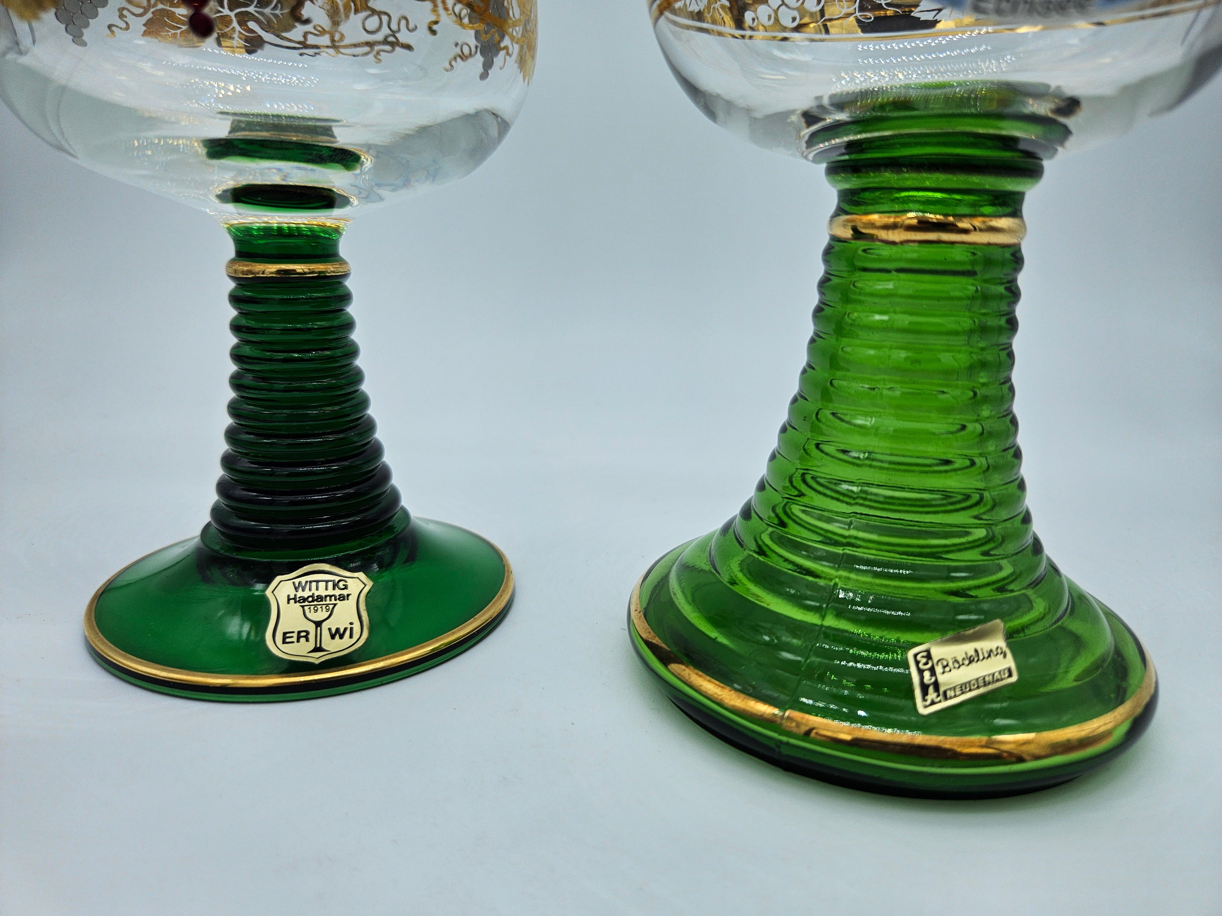 Ten gold and colored decorated glass glasses 20th century Germany For Sale 12