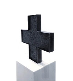 "Cruz de Olvido" by Diego Anaya - black cross sculpture