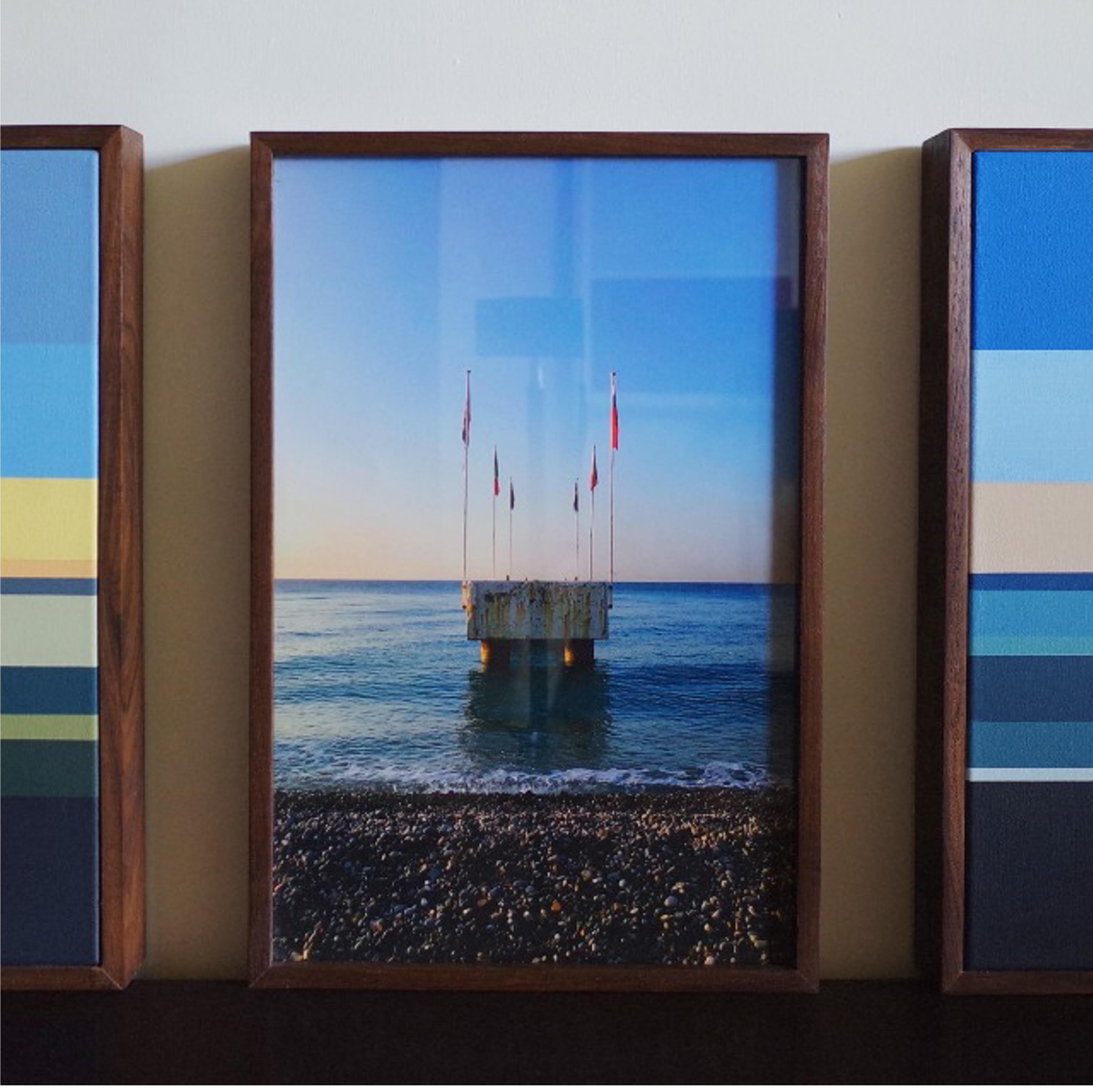 L'ultimo continente perduto, Arte contemporanea, Pittura astratta, 21° secolo - Abstract Photograph Grigio di Diego Ascencio