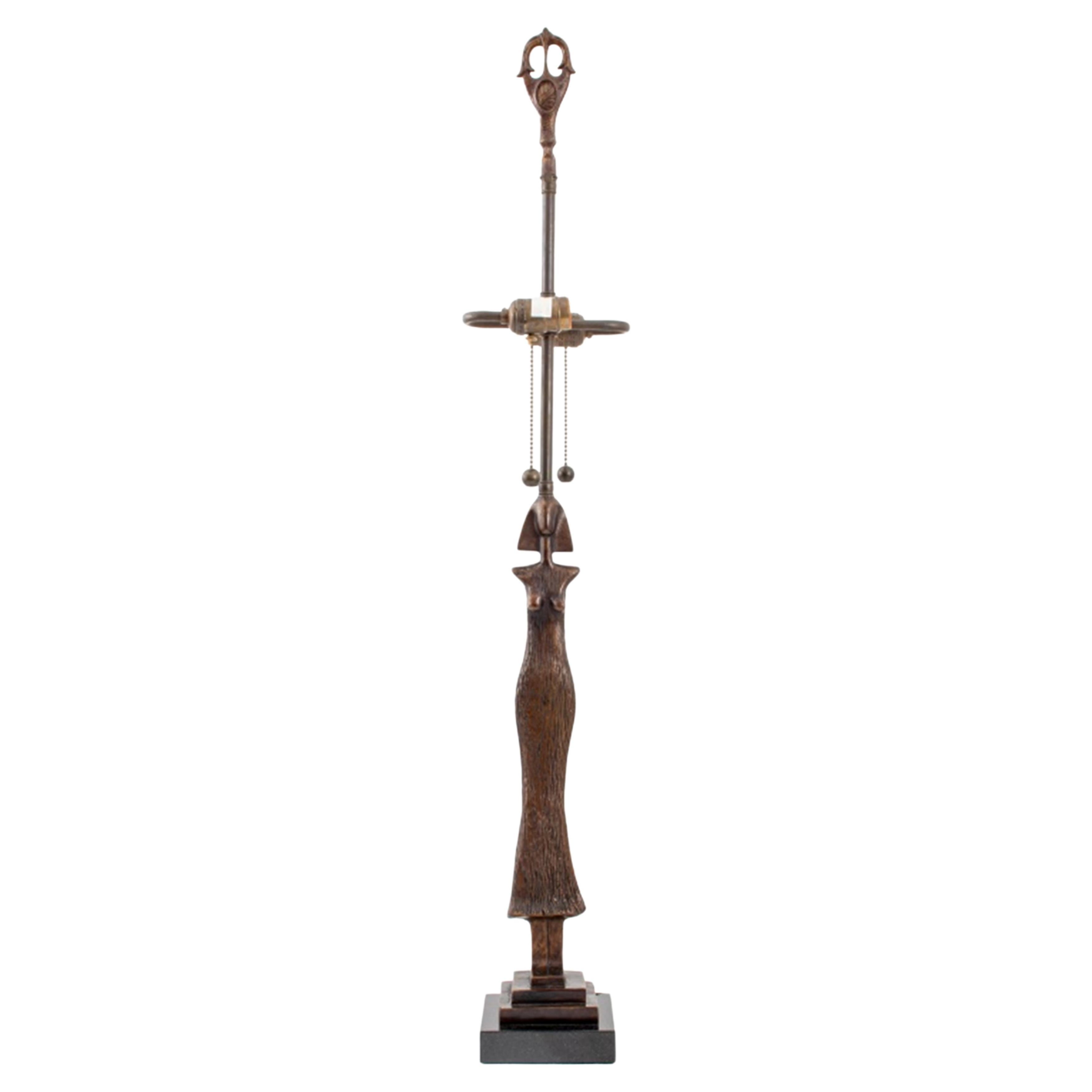 Lampe de table figurative en bronze de style Diego Giacometti