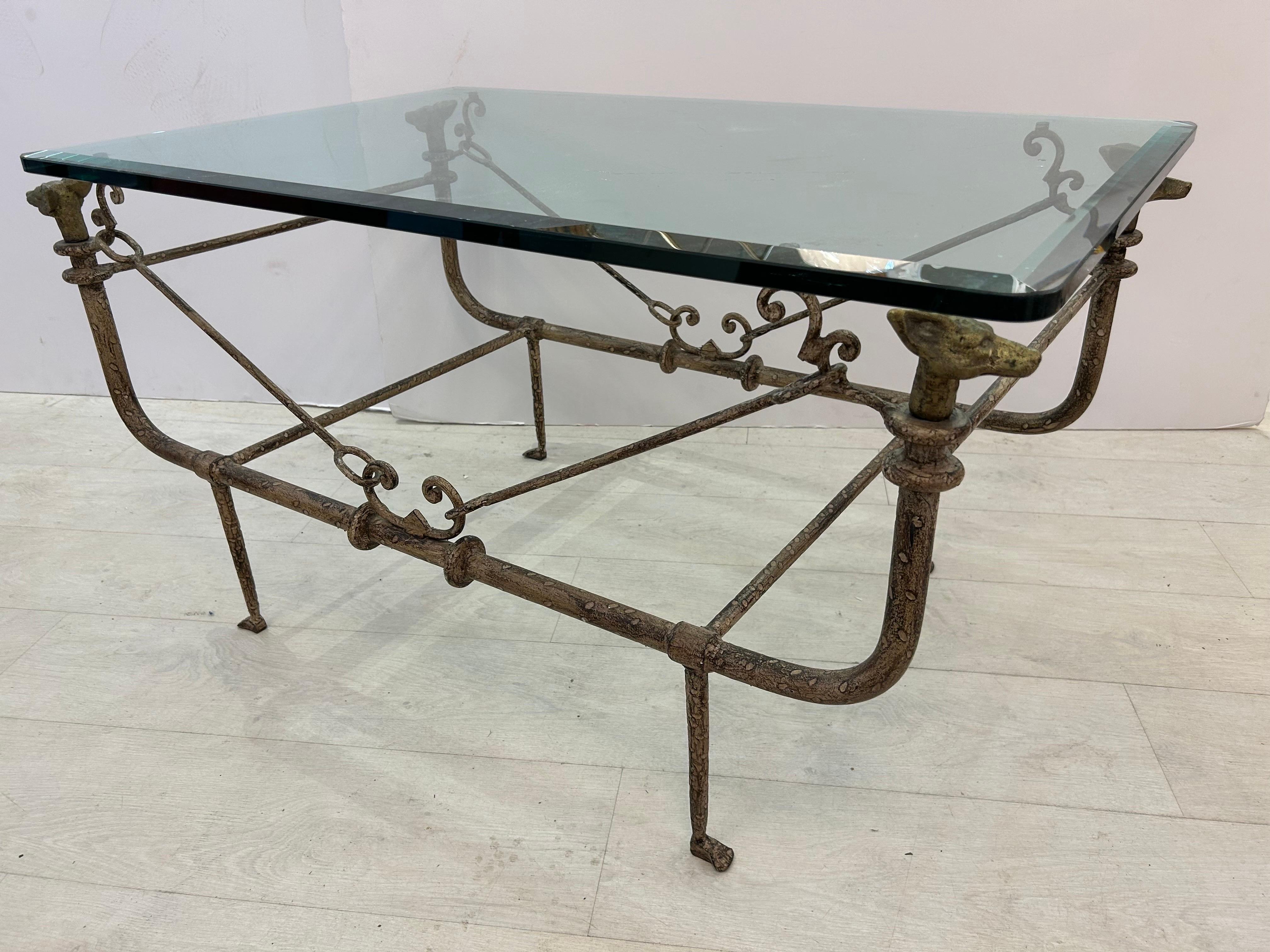 Fer Table basse style Diego, Giacometti, en bronze et fer en vente
