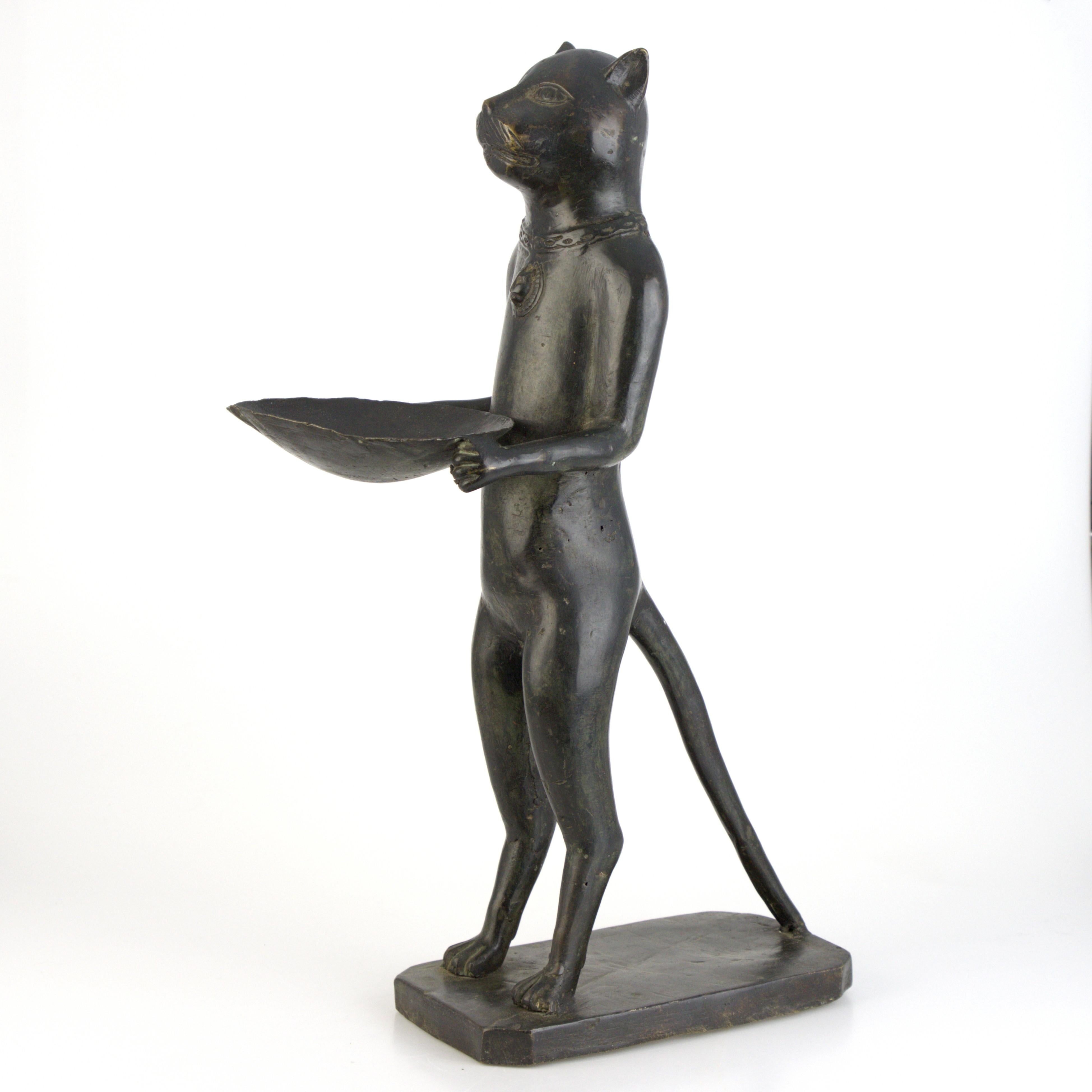 Français Statue en bronze de style Diego Giacometti 