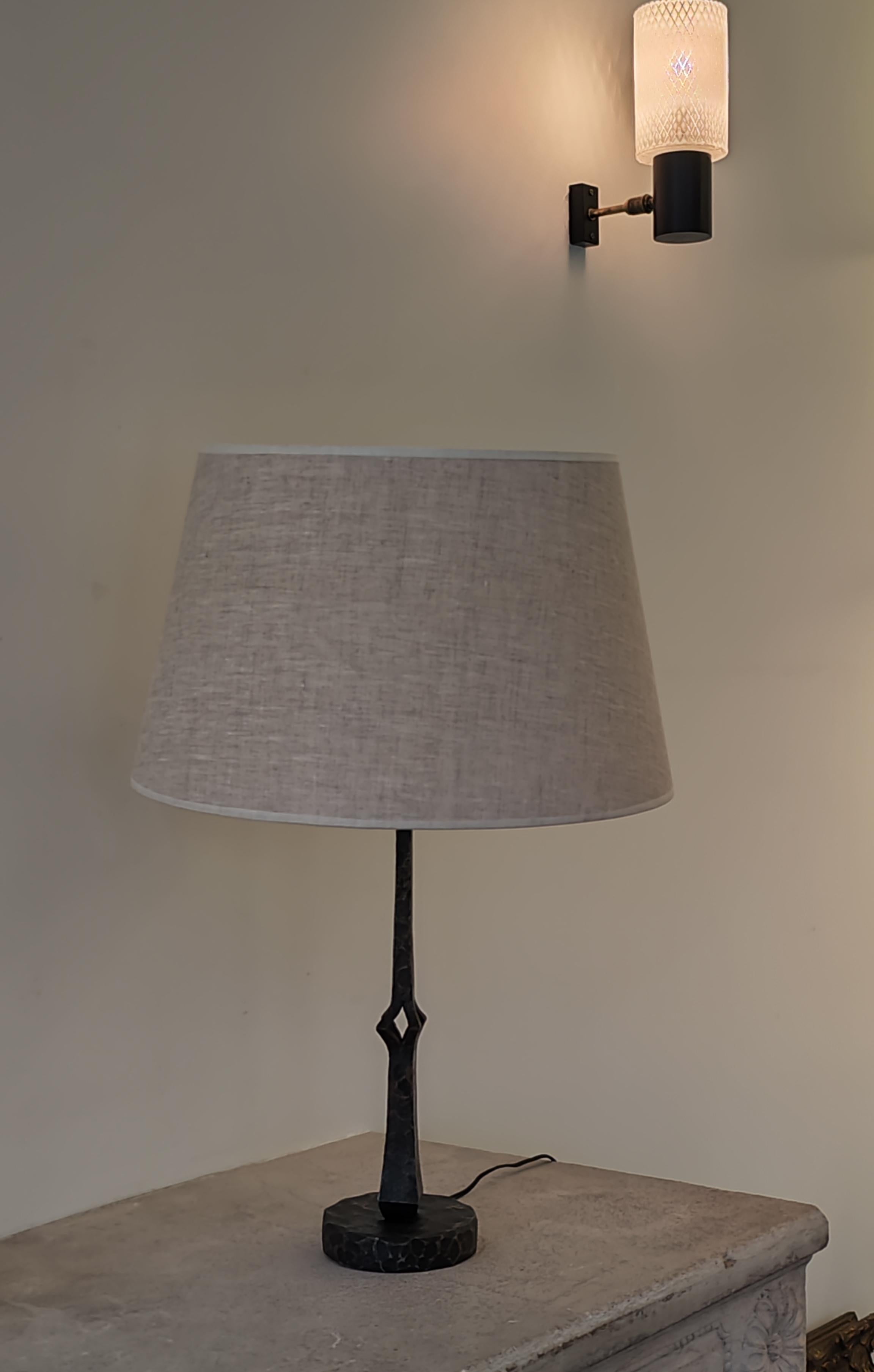Diego Giacometti style wrought iron table lamp - 1950s - Italy - Brutalist style For Sale 13