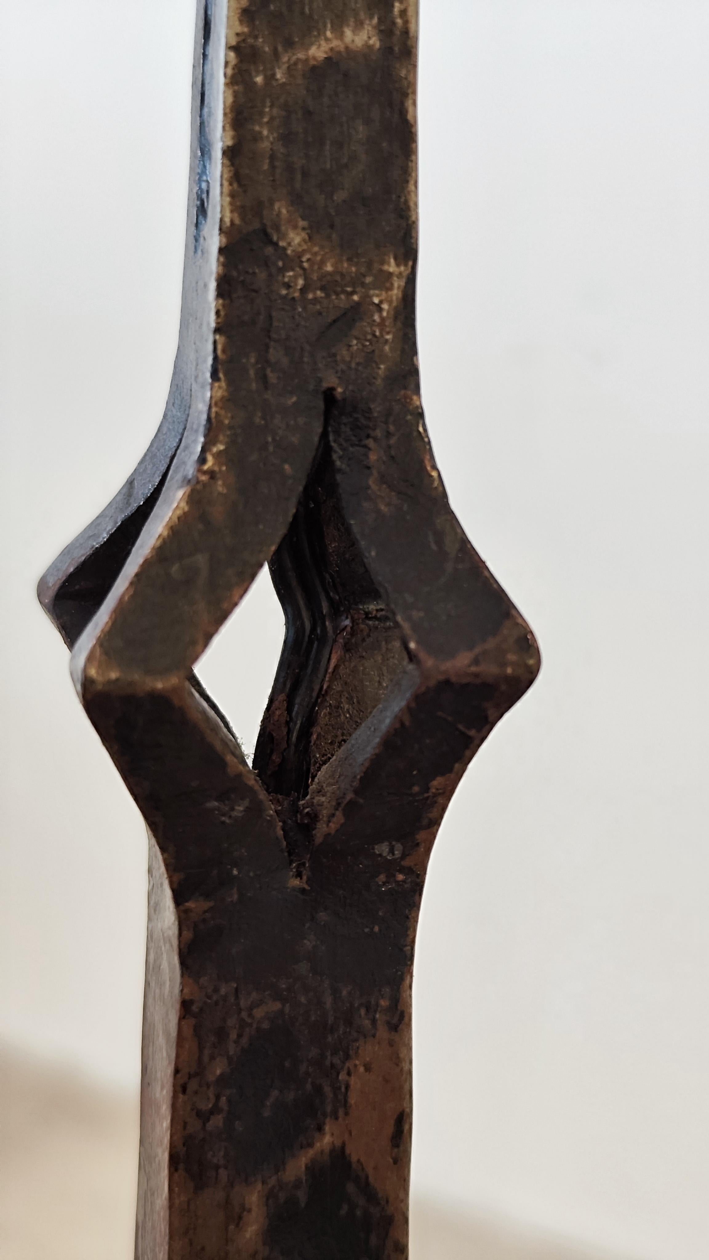 Diego Giacometti style wrought iron table lamp - 1950s - Italy - Brutalist style For Sale 1