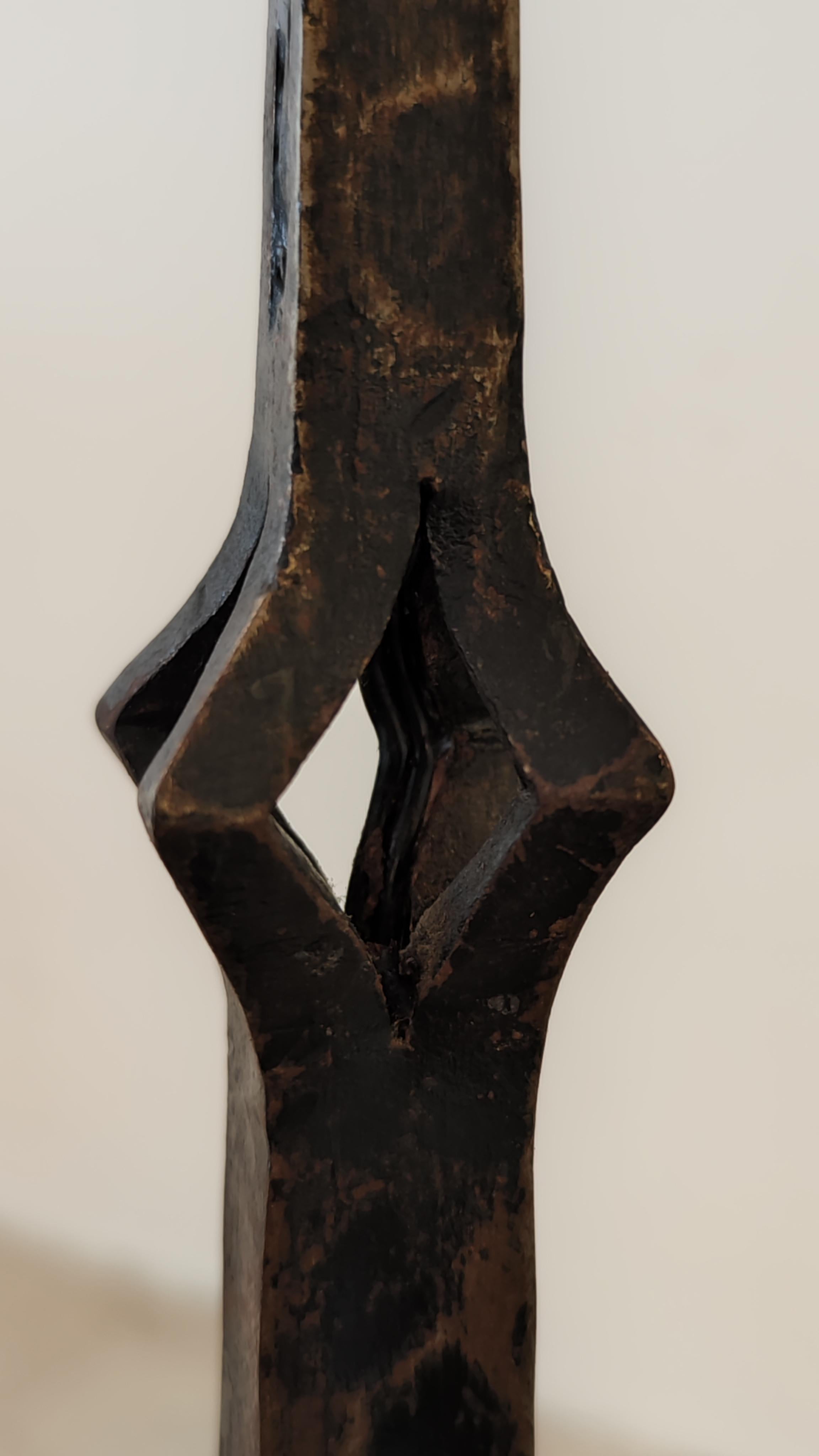 Diego Giacometti style wrought iron table lamp - 1950s - Italy - Brutalist style For Sale 2