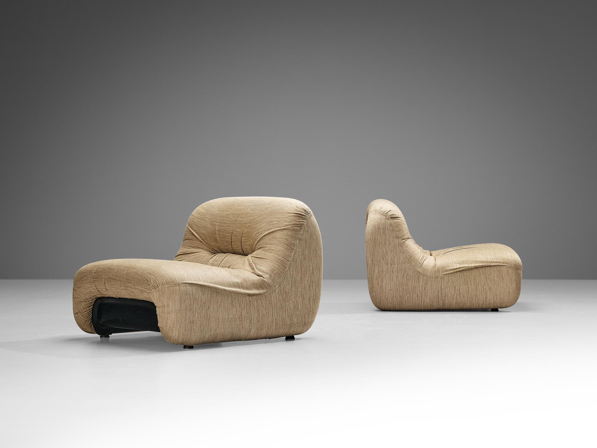 Post-Modern Diego Mattu for 1P Pair of 'Malù' Lounge Chairs in Beige Upholstery  For Sale
