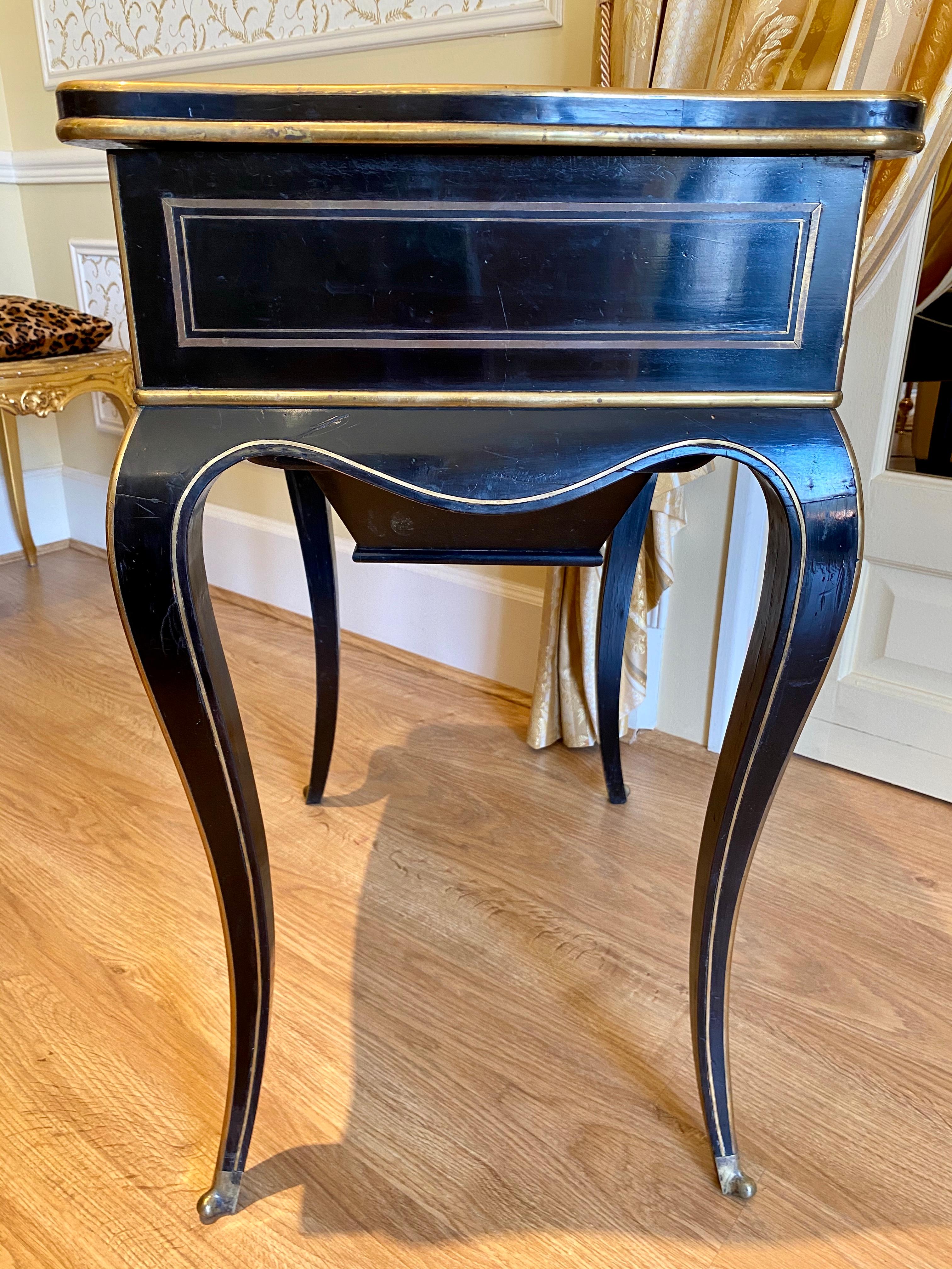 Diehl in Paris, Napoleon III Ebony Work Table / Vanity Table, 19th Century For Sale 1