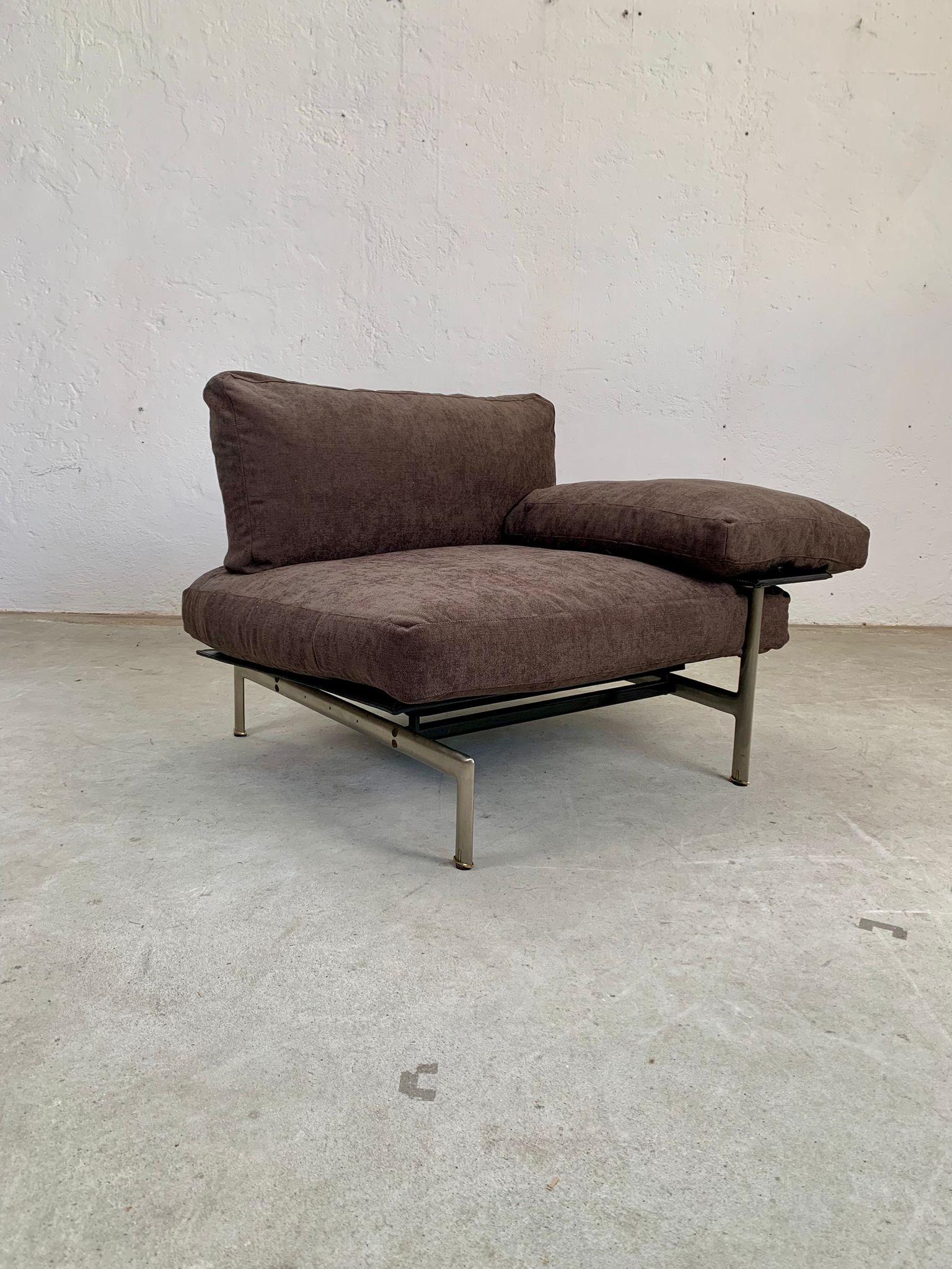 Diesis armchair by Antonio Citterio for B&B Italia, 1970s,
Armchair with metal and leather frame and upholstery covered in brown fabric, trademark present.
Excellent condition

measures 115x88 x 80 cm  
 