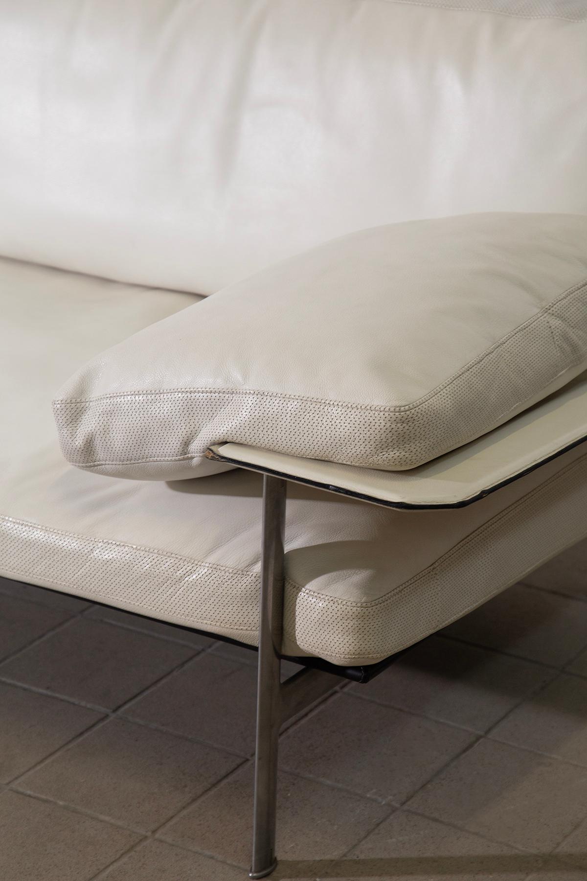Italian Diesis sofa for B&B by Paolo Nava and Citterio in white leather in vendita