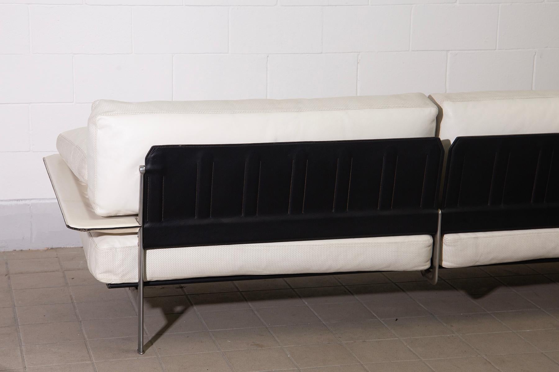 Periodo contemporaneo Diesis sofa for B&B by Paolo Nava and Citterio in white leather in vendita