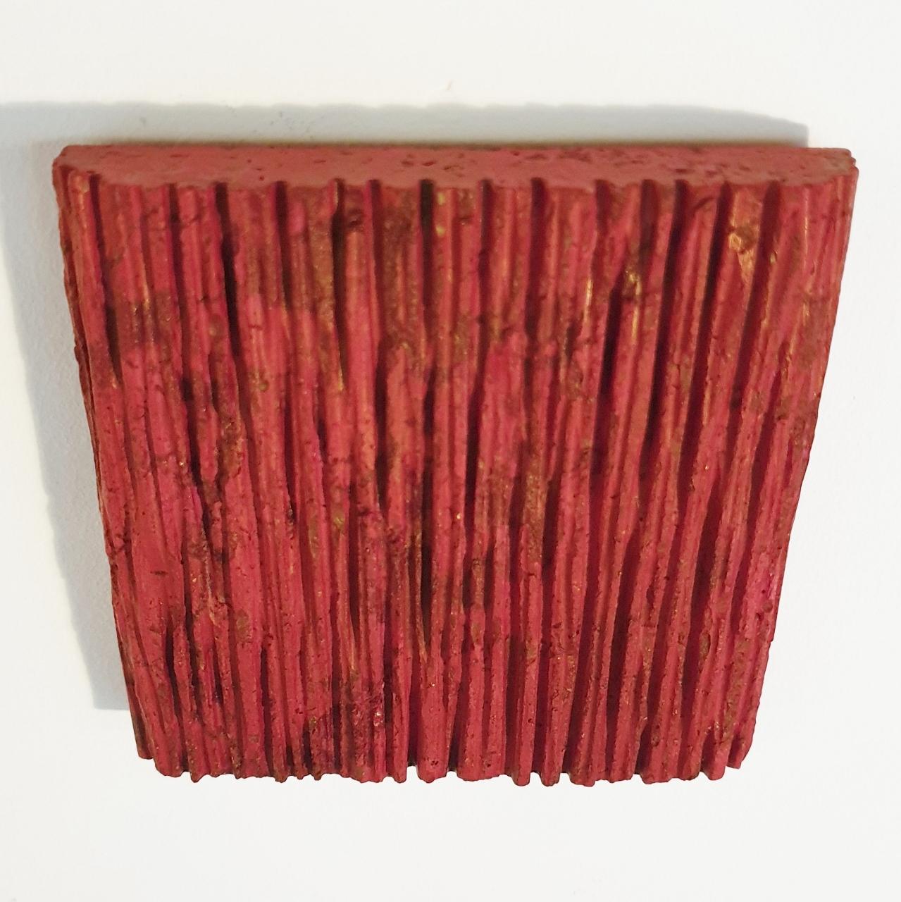 o.T. (Rd15Vt) & o.T. (Bk15Cr) are unique small size contemporary modern wall sculptures by German artist Dieter Kränzlein, together making up a unique diptych. The sculptures are made from limestone and are finished with a thin layer of red & black