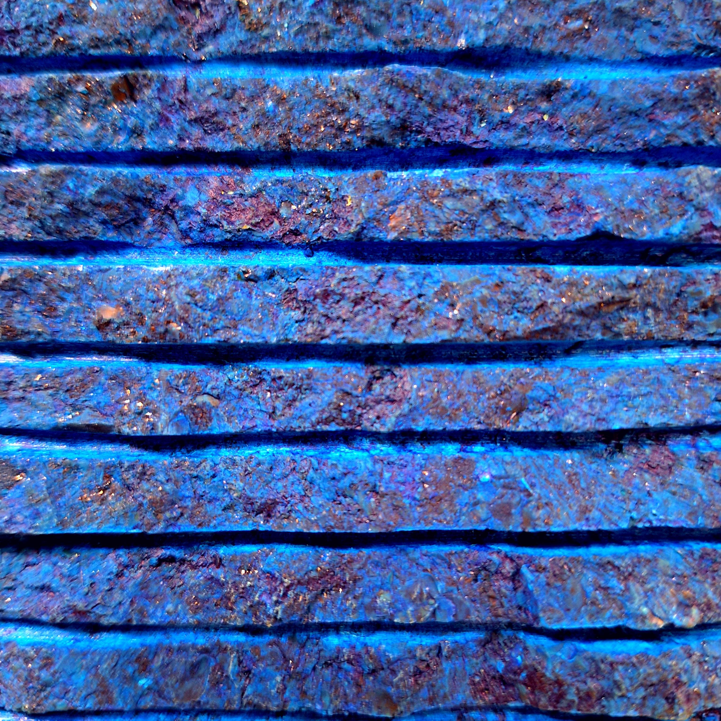 o.T. (BL15LH) kleine zeitgenössische moderne blaue Wandskulptur Gemälde Relief im Angebot 2
