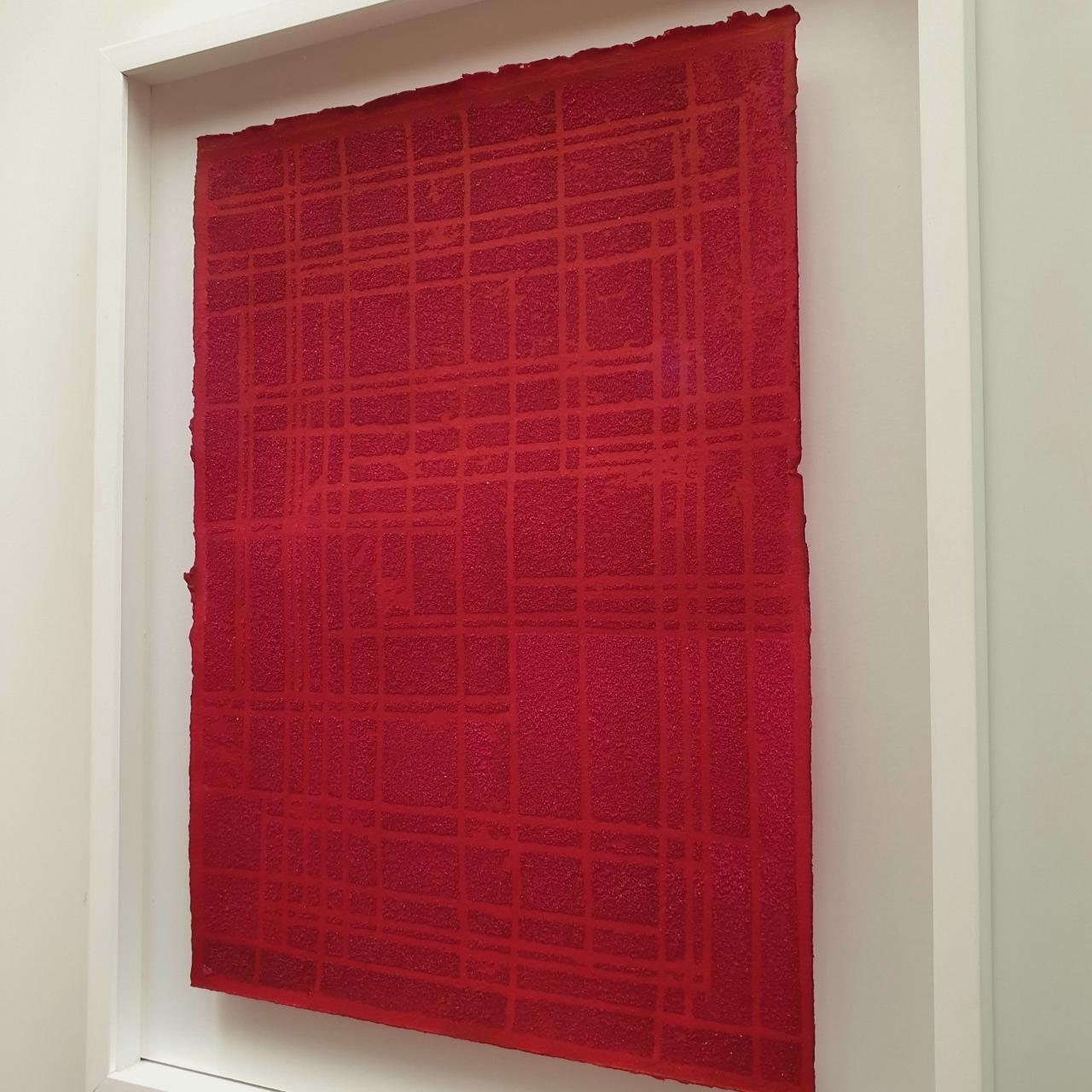 o.T. rot - zeitgenössischer moderner abstrakter geometrischer Steinschnitt-Monotypie-Druck (Rot), Abstract Painting, von Dieter Kränzlein