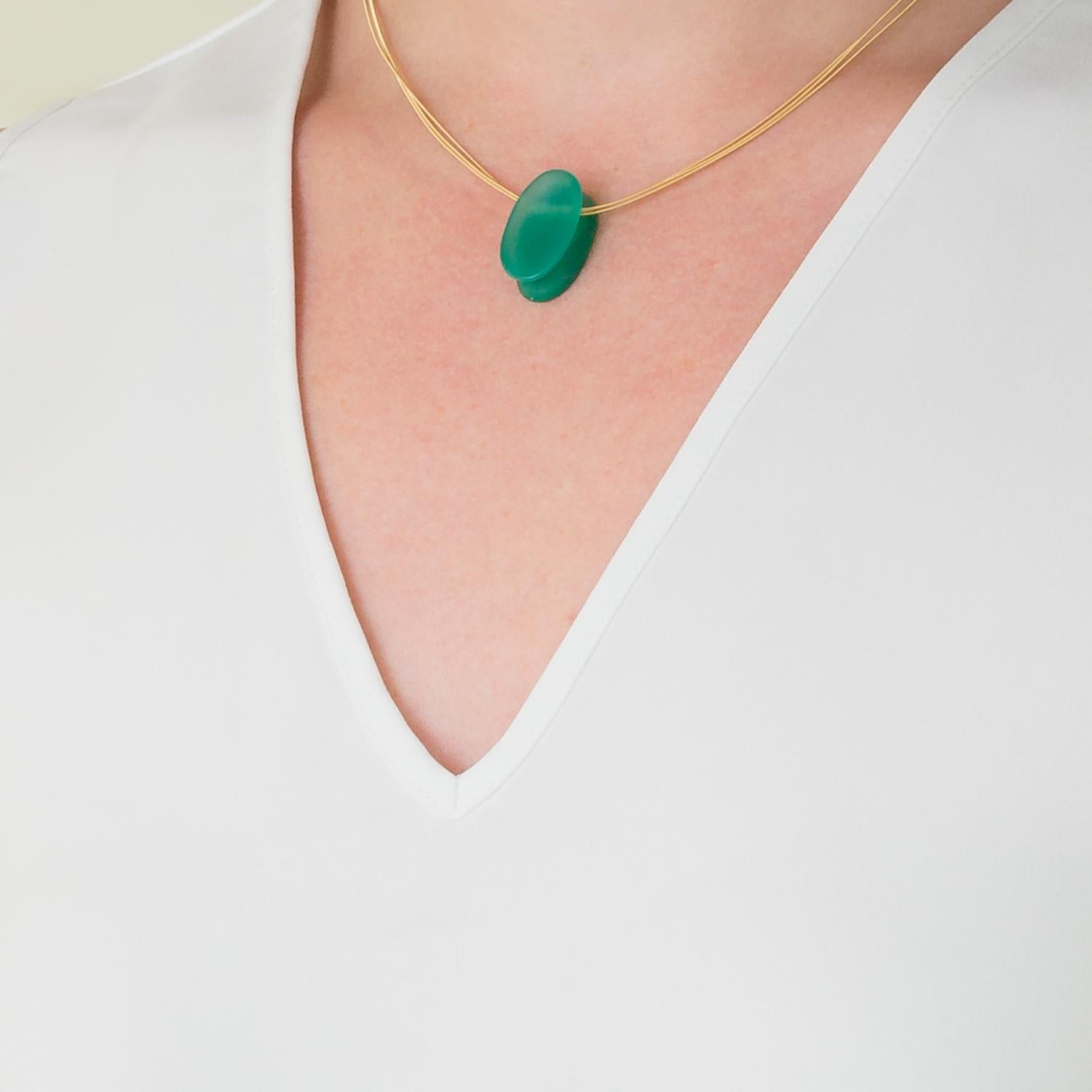 Contemporary Dieter Lorenz Pendant, Green Agate on 18 Karat Yellow Gold Necklace For Sale