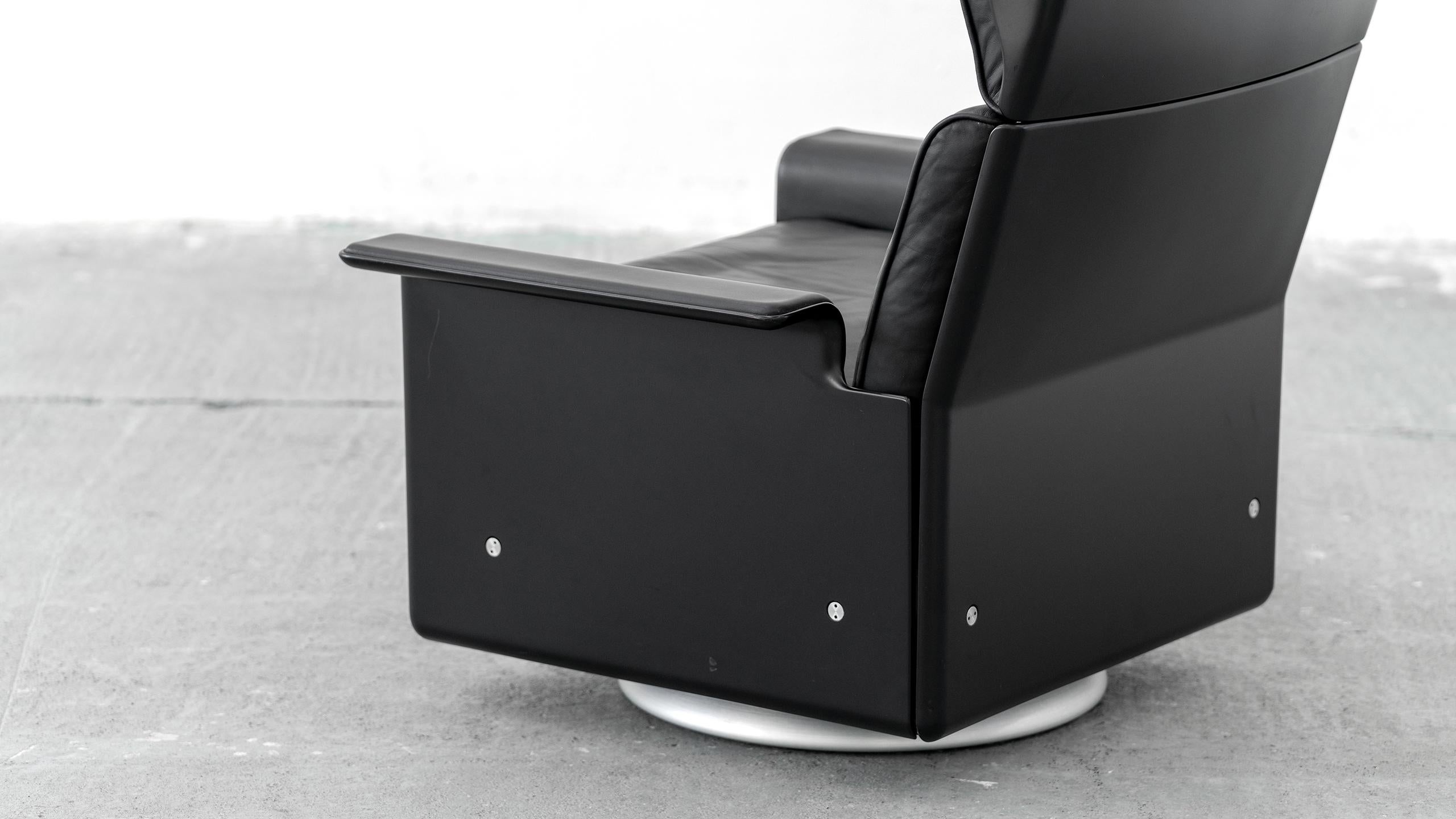 Dieter Rams, 620 Lounge Chair - rare Swivel Base by Vitsœ in black Leather, 1962 9