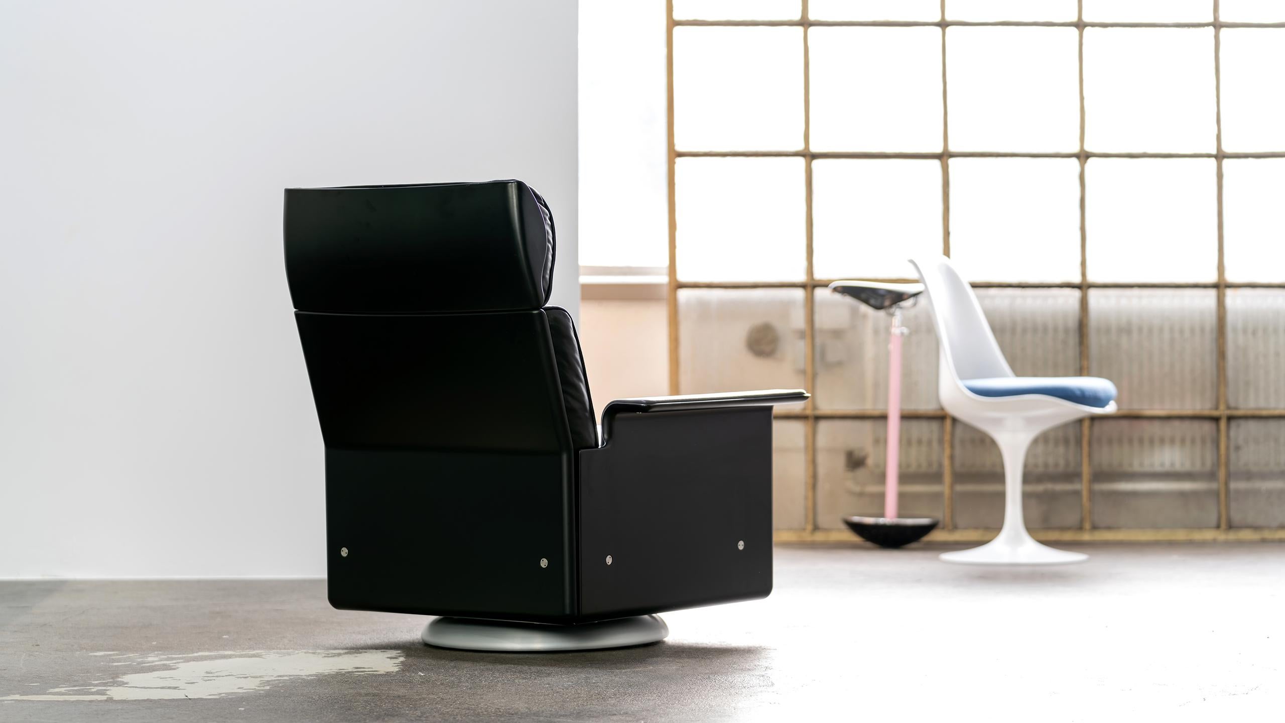 Dieter Rams 620 Lounge Chair Swivel Base by Vitsœ schwarz Leder 1962 Mid Century im Angebot 6
