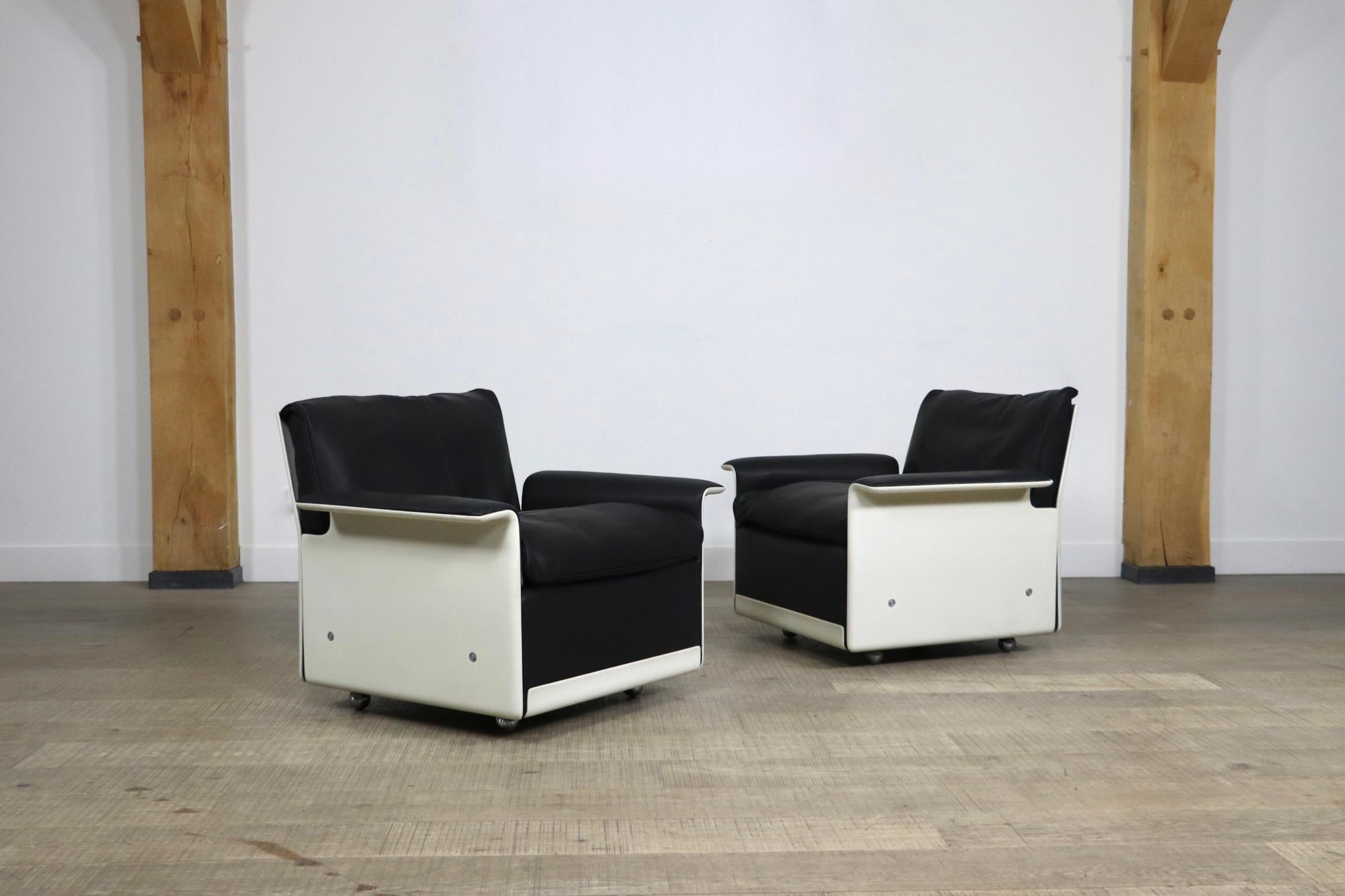 Dieter Rams 620 Sofa and Lounge Chairs in Black Leather for Vitsoe, 1980s 7