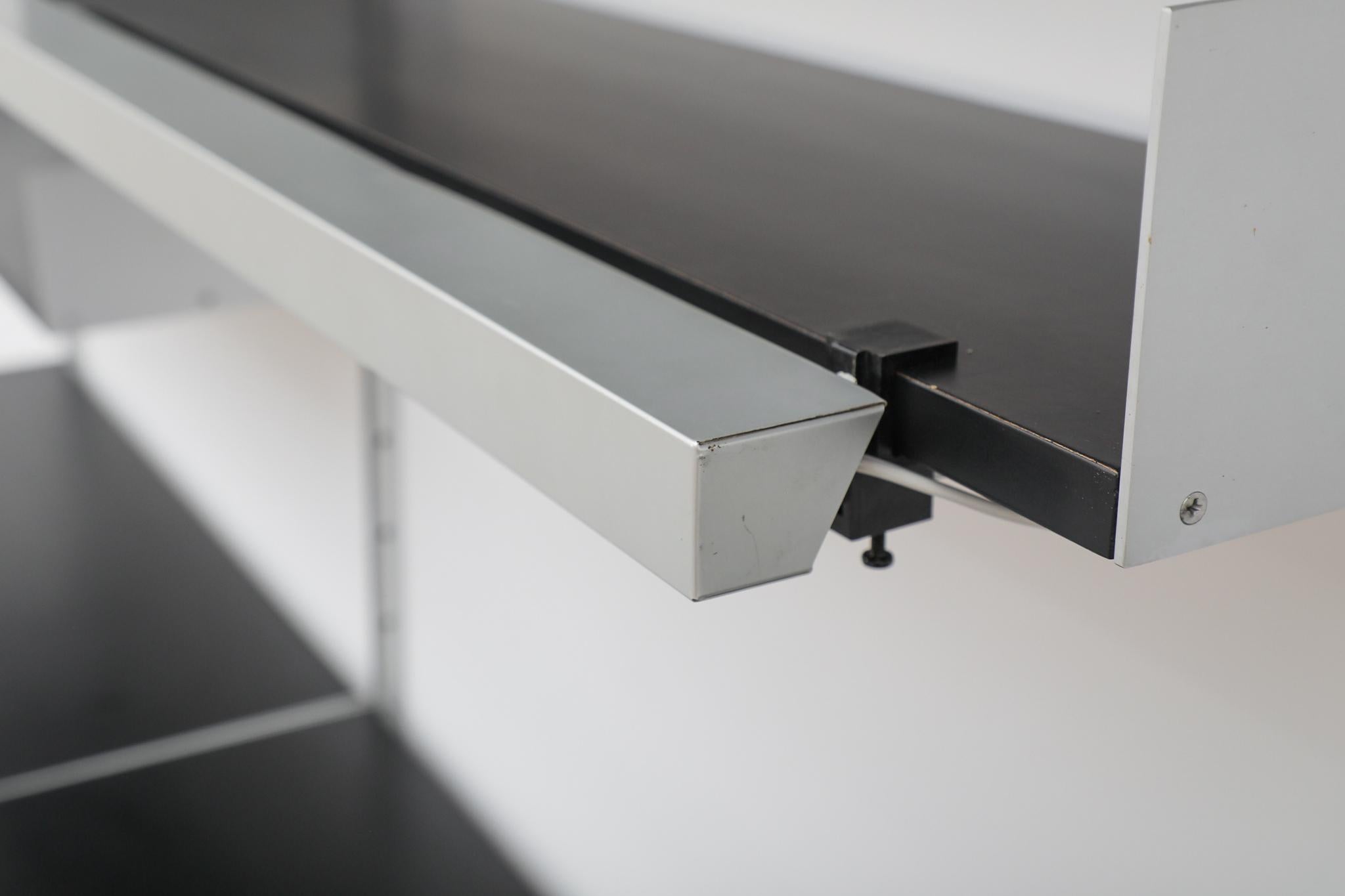 Dieter Rams Black '606' Wall Mount Shelving Unit for Vitsoe In Good Condition For Sale In Los Angeles, CA