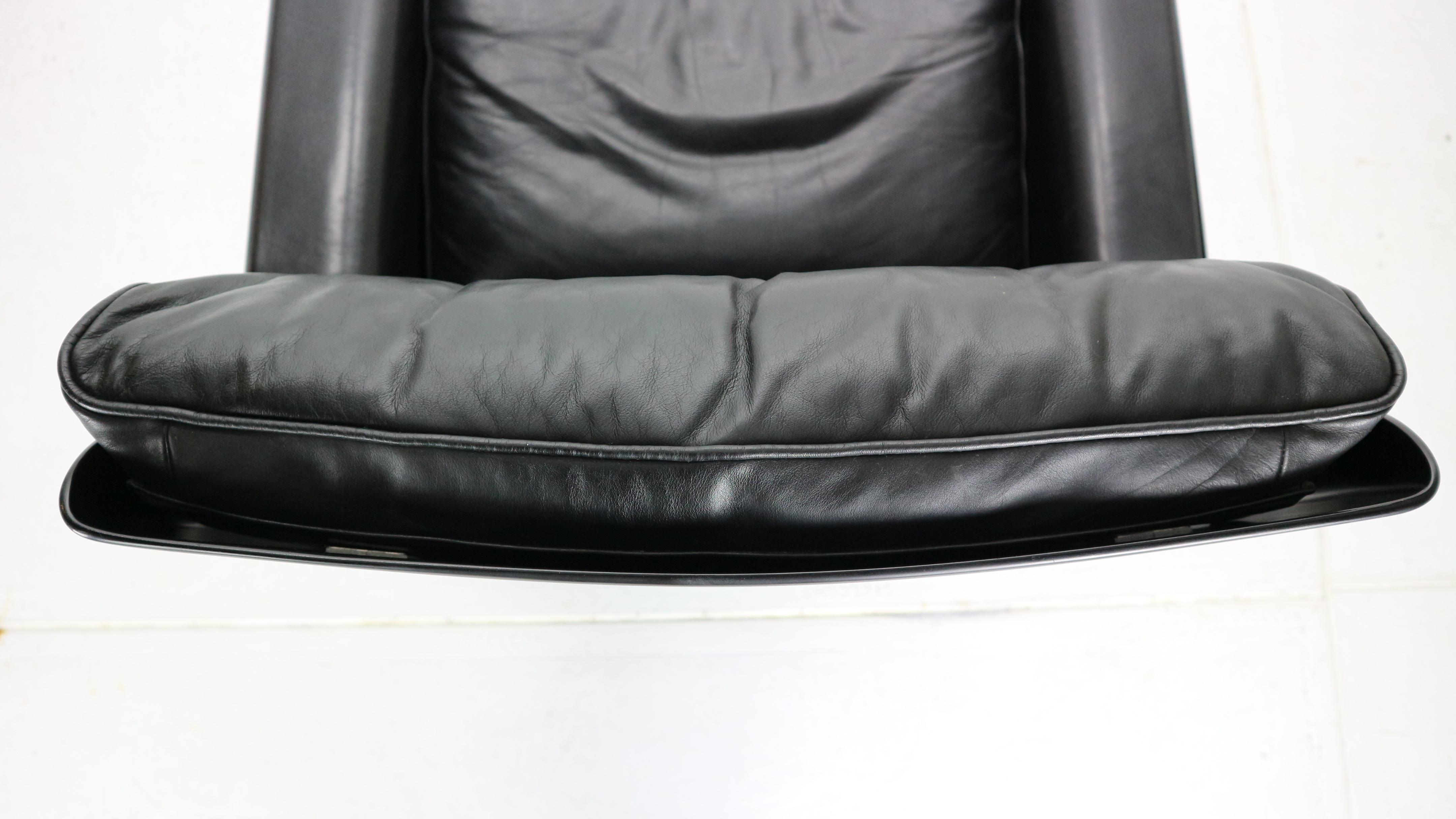 Dieter Rams Black Leather Lounge Chair Model-620 for Vitsœ, 1970s 10