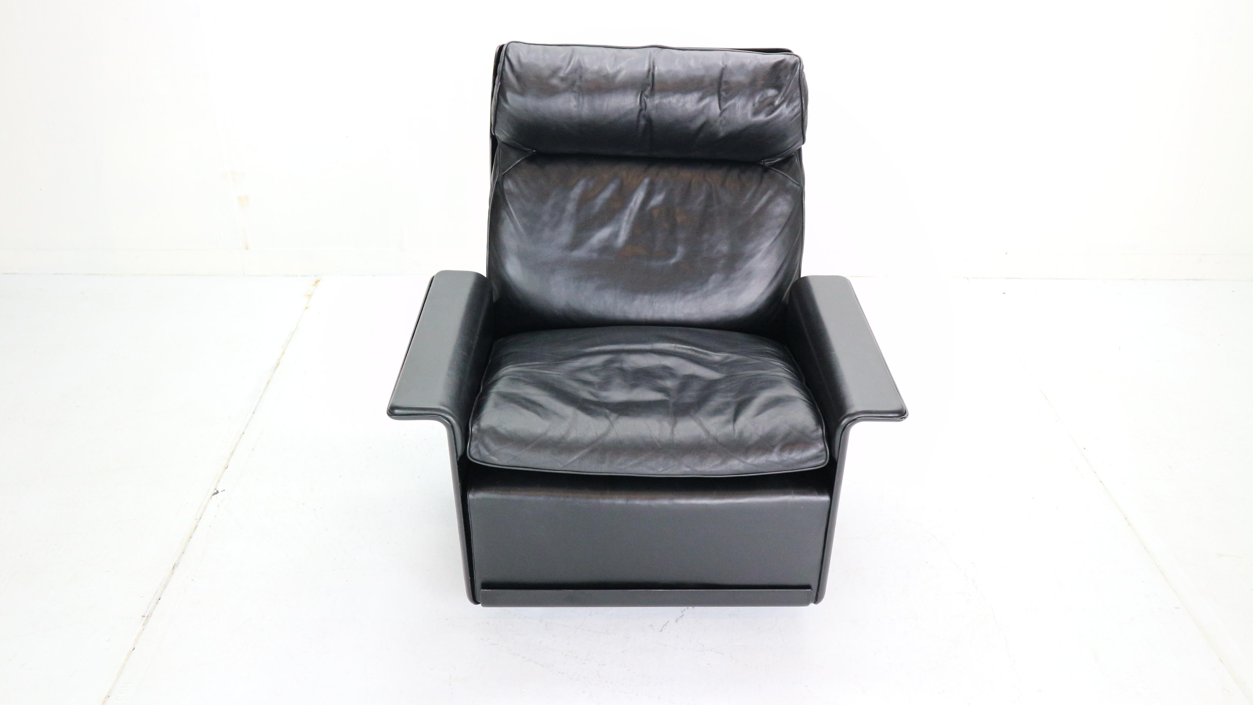 German Dieter Rams Black Leather Lounge Chair Model-620 for Vitsœ, 1970s