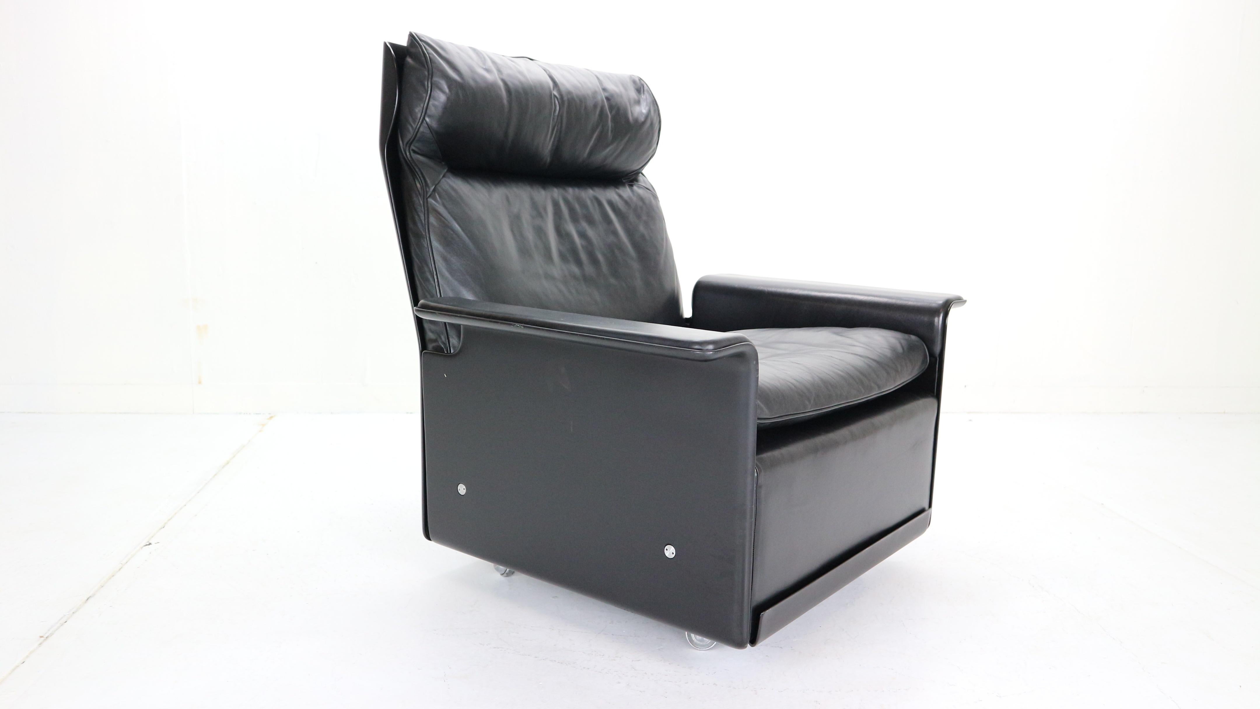 Late 20th Century Dieter Rams Black Leather Lounge Chair Model-620 for Vitsœ, 1970s