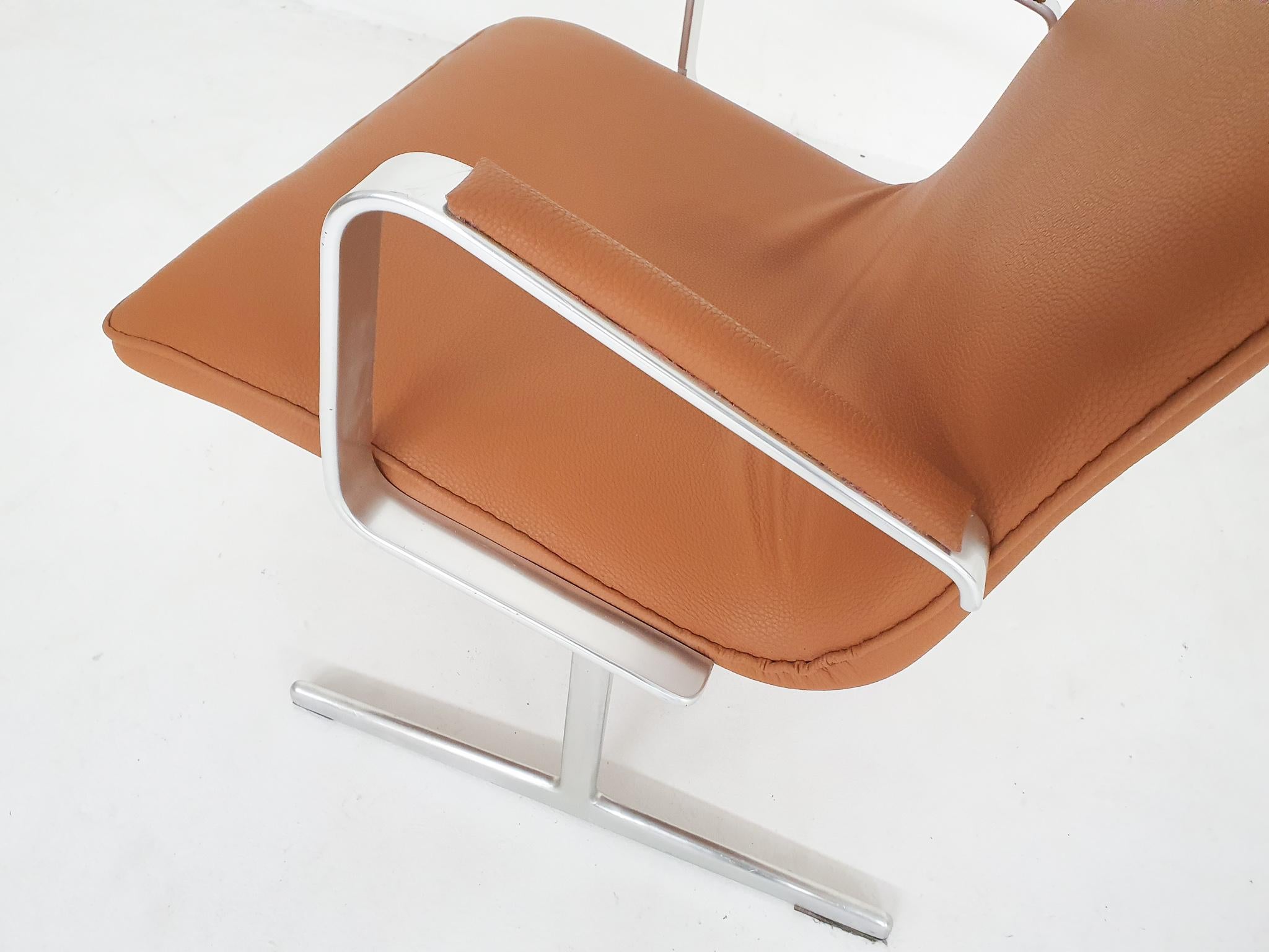 Dieter Rams for Vitsoe high back lounge chair, model rz60, Germany 1960's For Sale 5