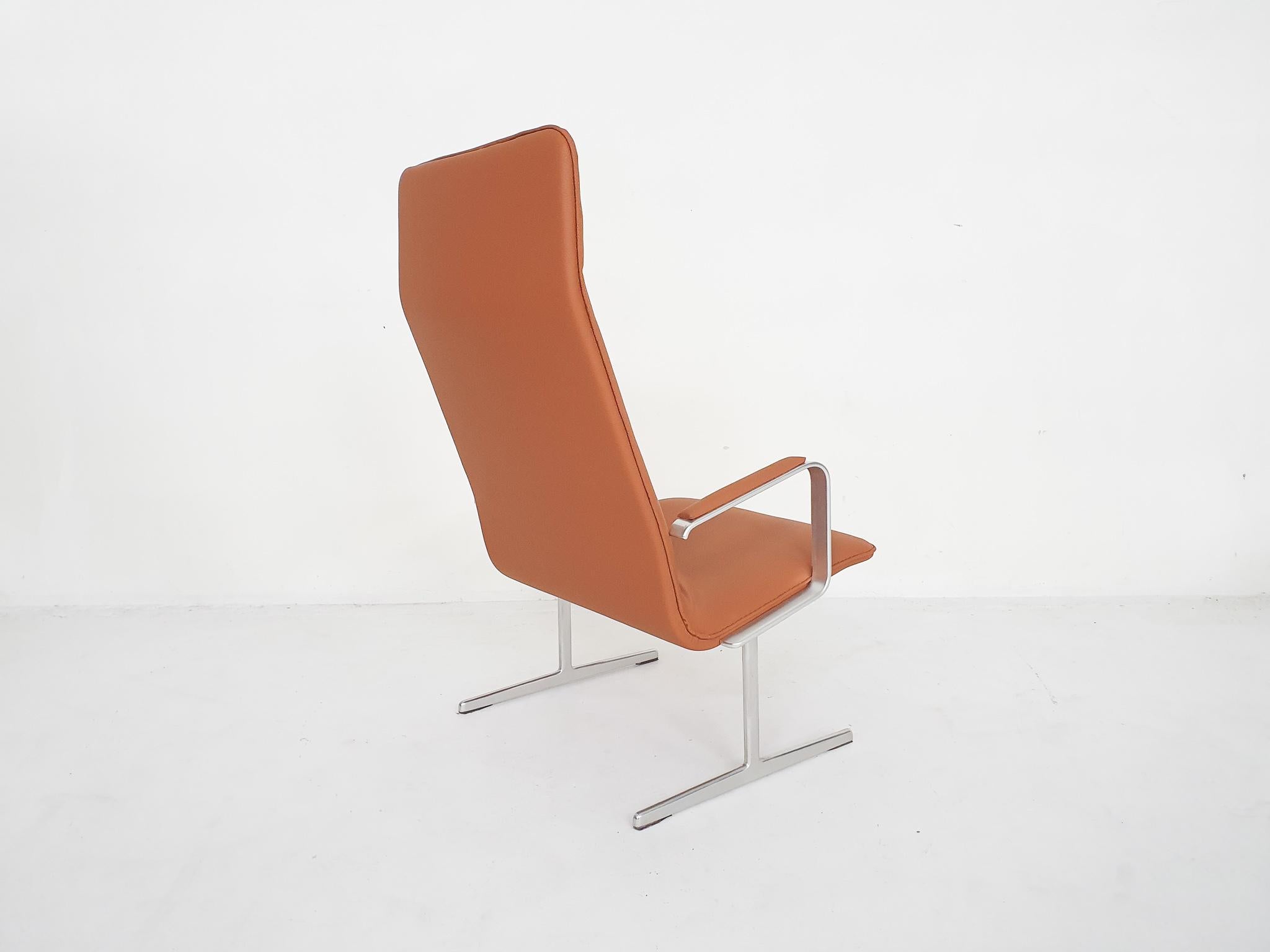 Dieter Rams for Vitsoe high back lounge chair, model rz60, Germany 1960's For Sale 1