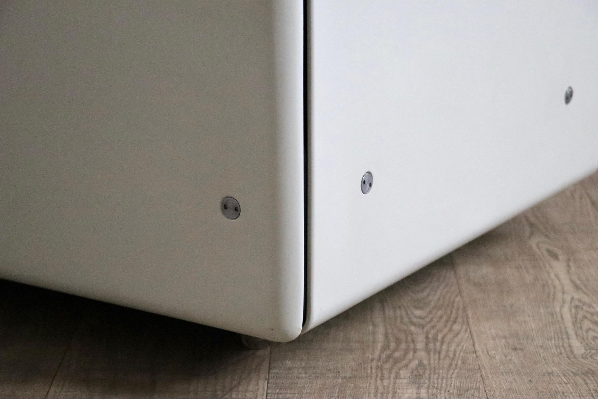 Dieter Rams Modell 620 Zweisitzer-Sofa aus schwarzem Leder für Vitsoe, 1980er Jahre 6