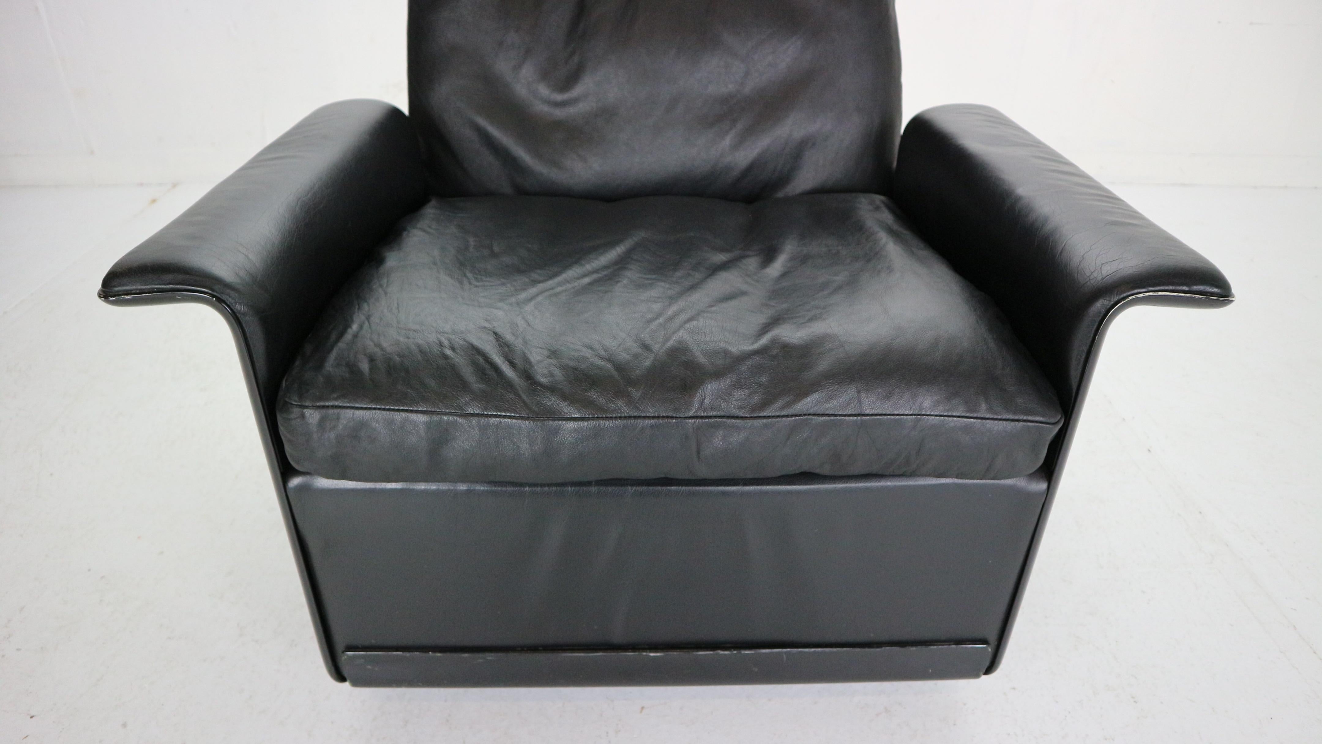 Dieter Rams Set of 2 Black Leather Lounge Chairs Model-620 for Vitsœ, 1970s 10