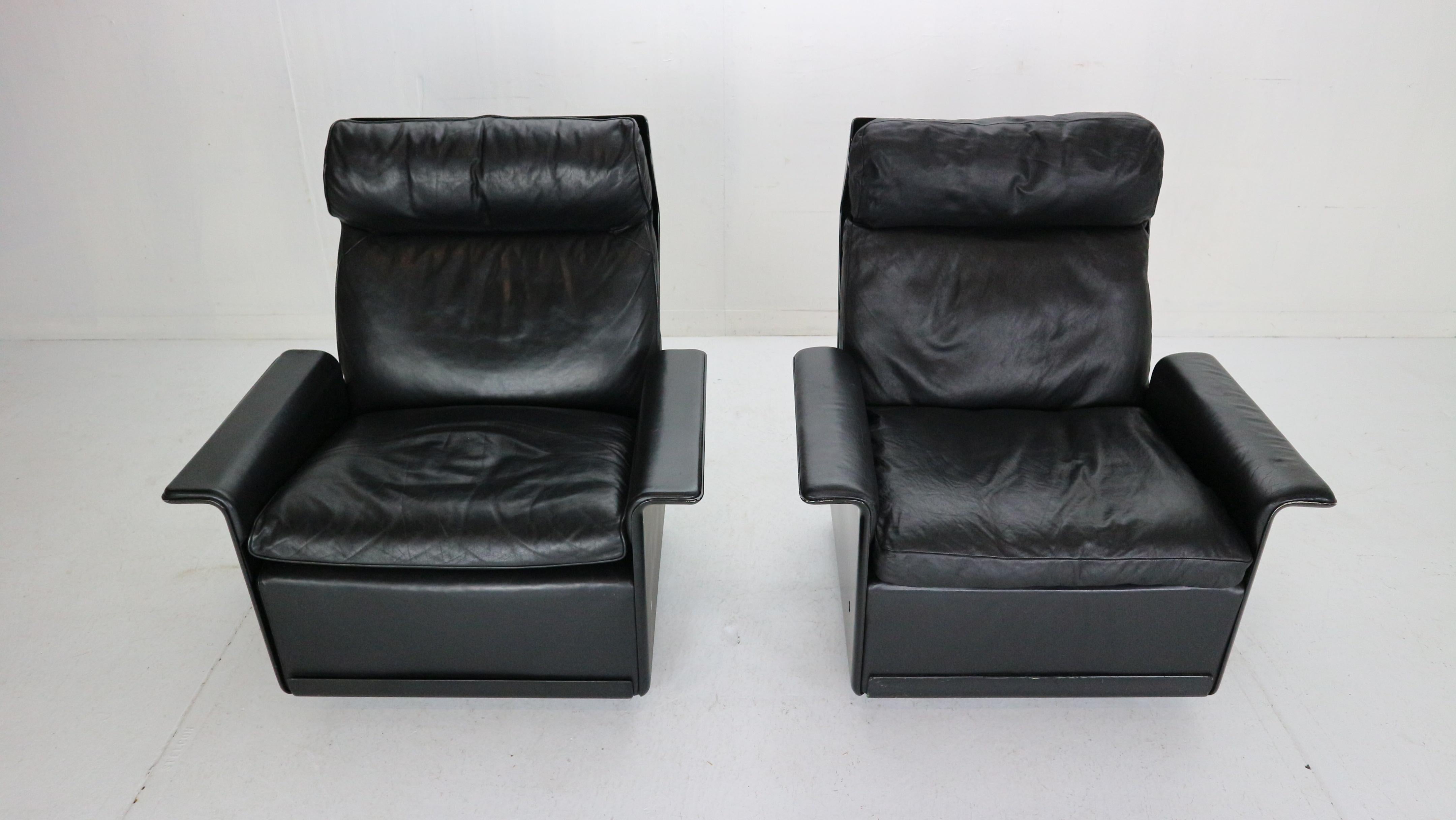 German Dieter Rams Set of 2 Black Leather Lounge Chairs Model-620 for Vitsœ, 1970s