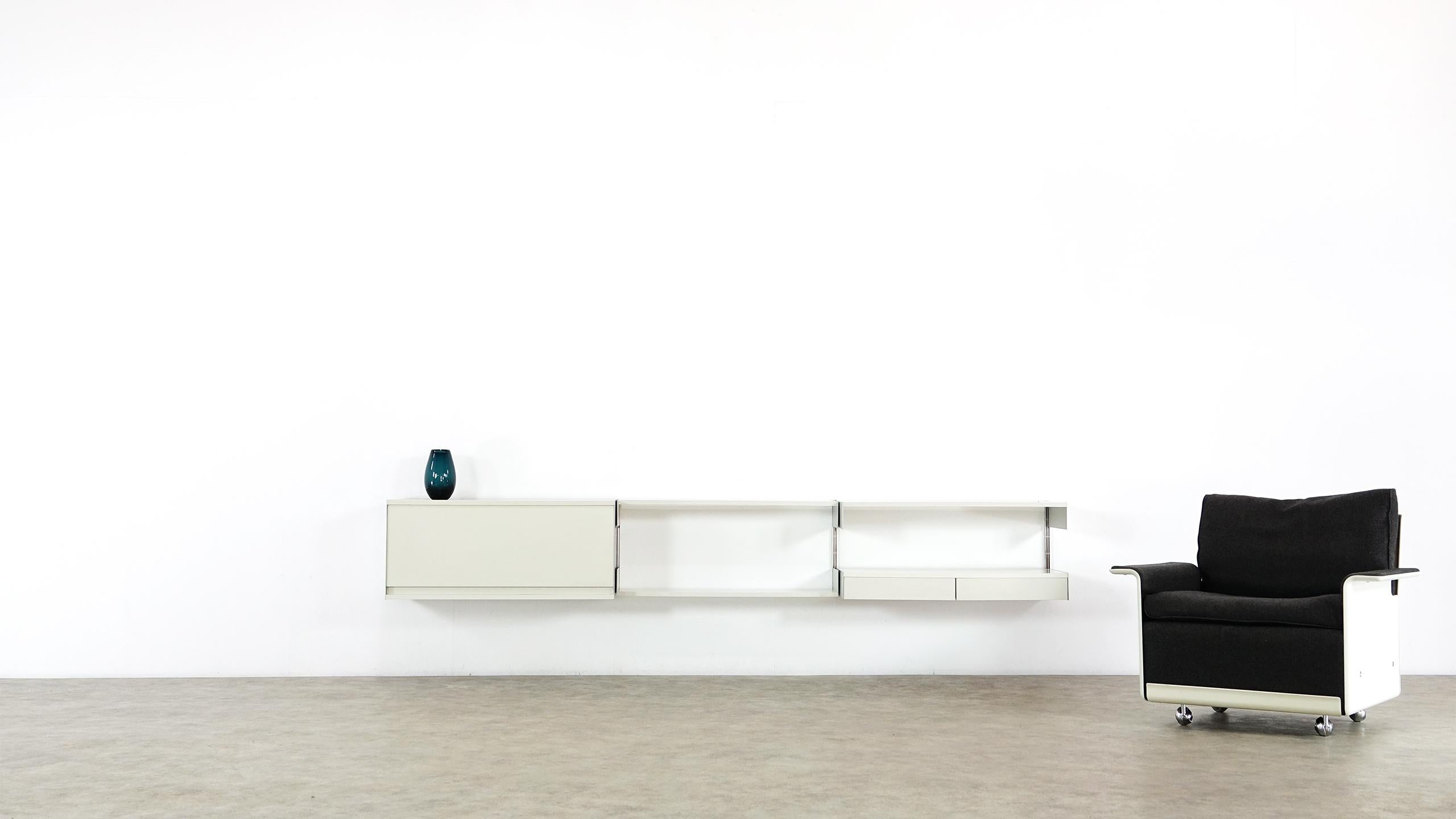 Dieter Rams Sideboard 606 Universal Shelving System for Vitsœ, Germany, 1965 2
