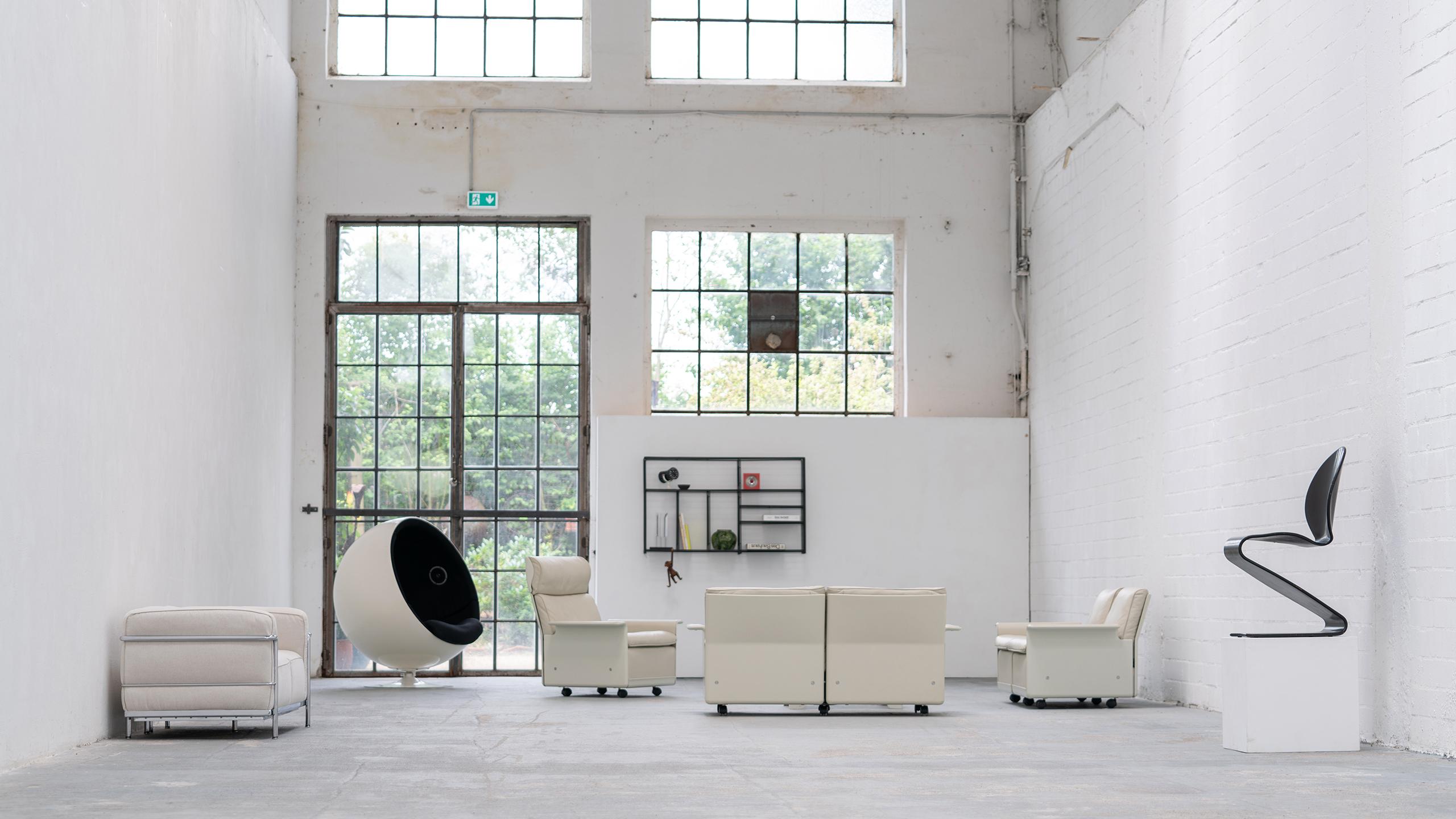 Dieter Rams, Sofa RZ 620 in Cream-Coloured Leather by Vitsœ, Germany 1962 6
