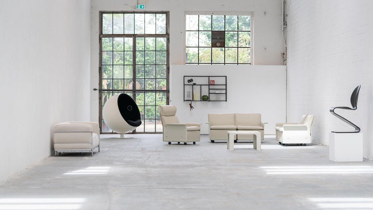 Dieter Rams, Table RZ 620 by Vitsœ, Germany Design 1962 for Sofa System ...