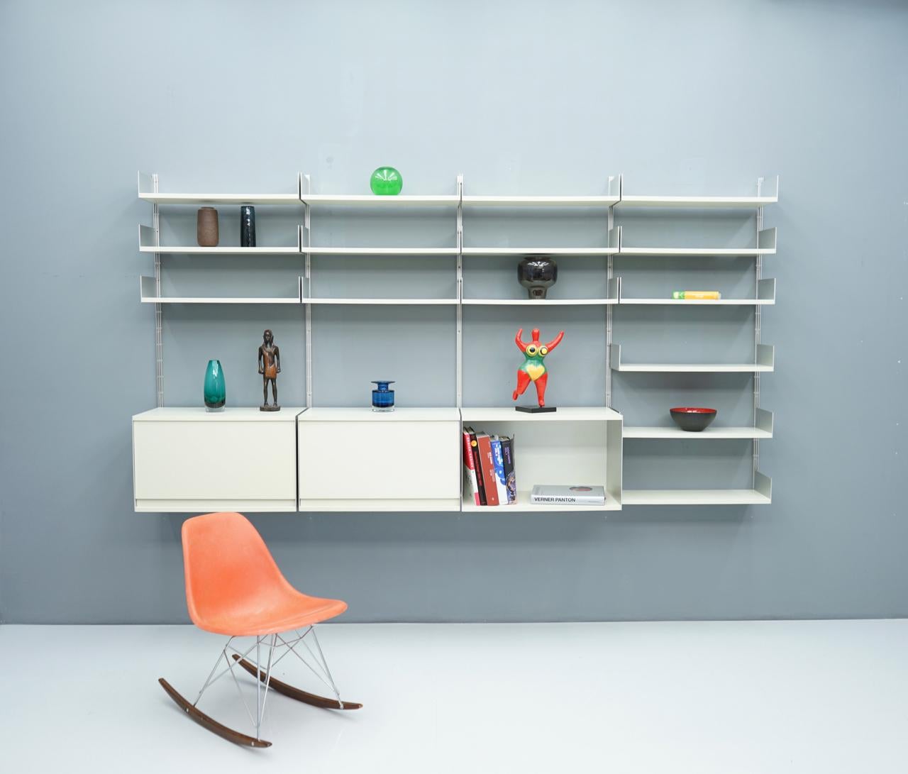 Dieter Rams Wand-System-Regal 606 Vistoe:: Deutschland:: 1960er Jahre im Zustand „Gut“ in Frankfurt / Dreieich, DE