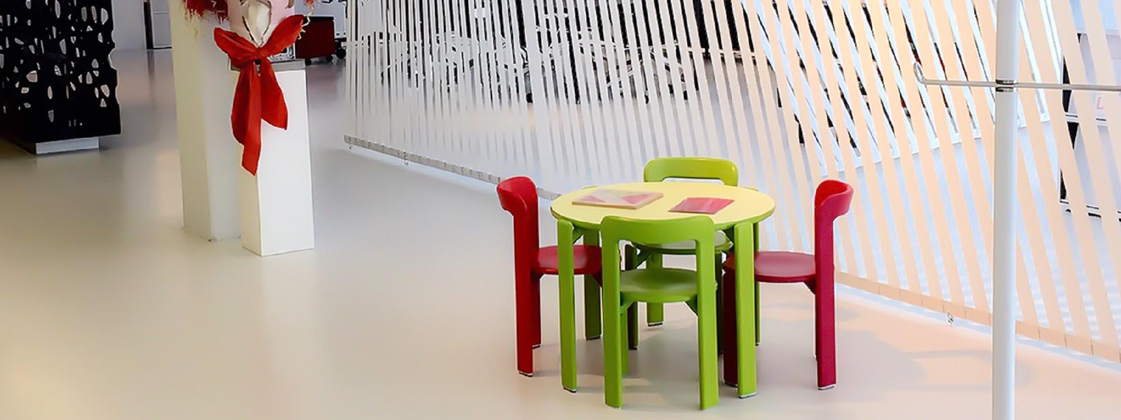 Dietiker Rey Junior Kids table, Mid-Century Modern, by Bruno Rey, in Stock In New Condition In Stein am Rhein, CH
