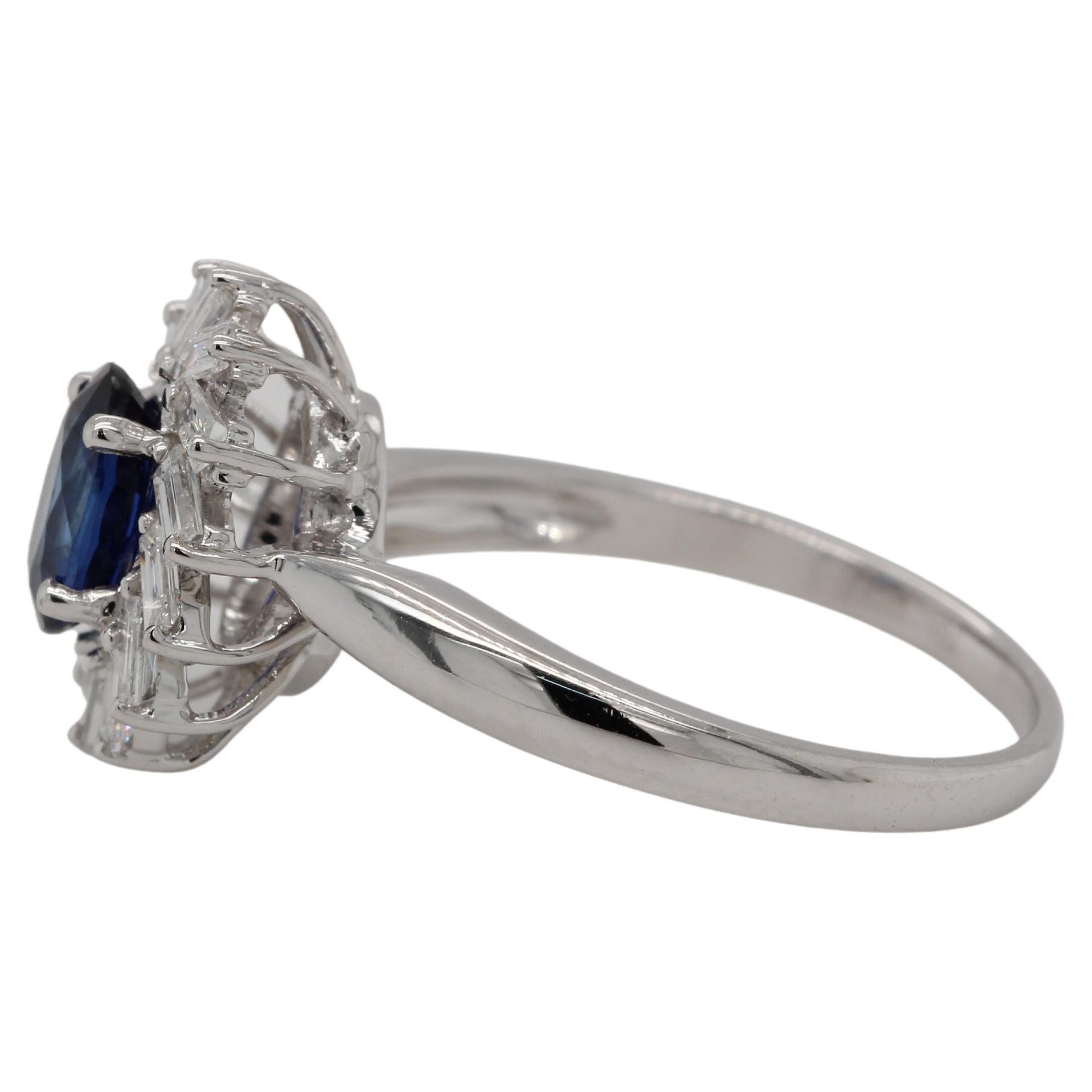 Bague Diffusion en or 18 carats avec saphir bleu et diamants Unisexe en vente
