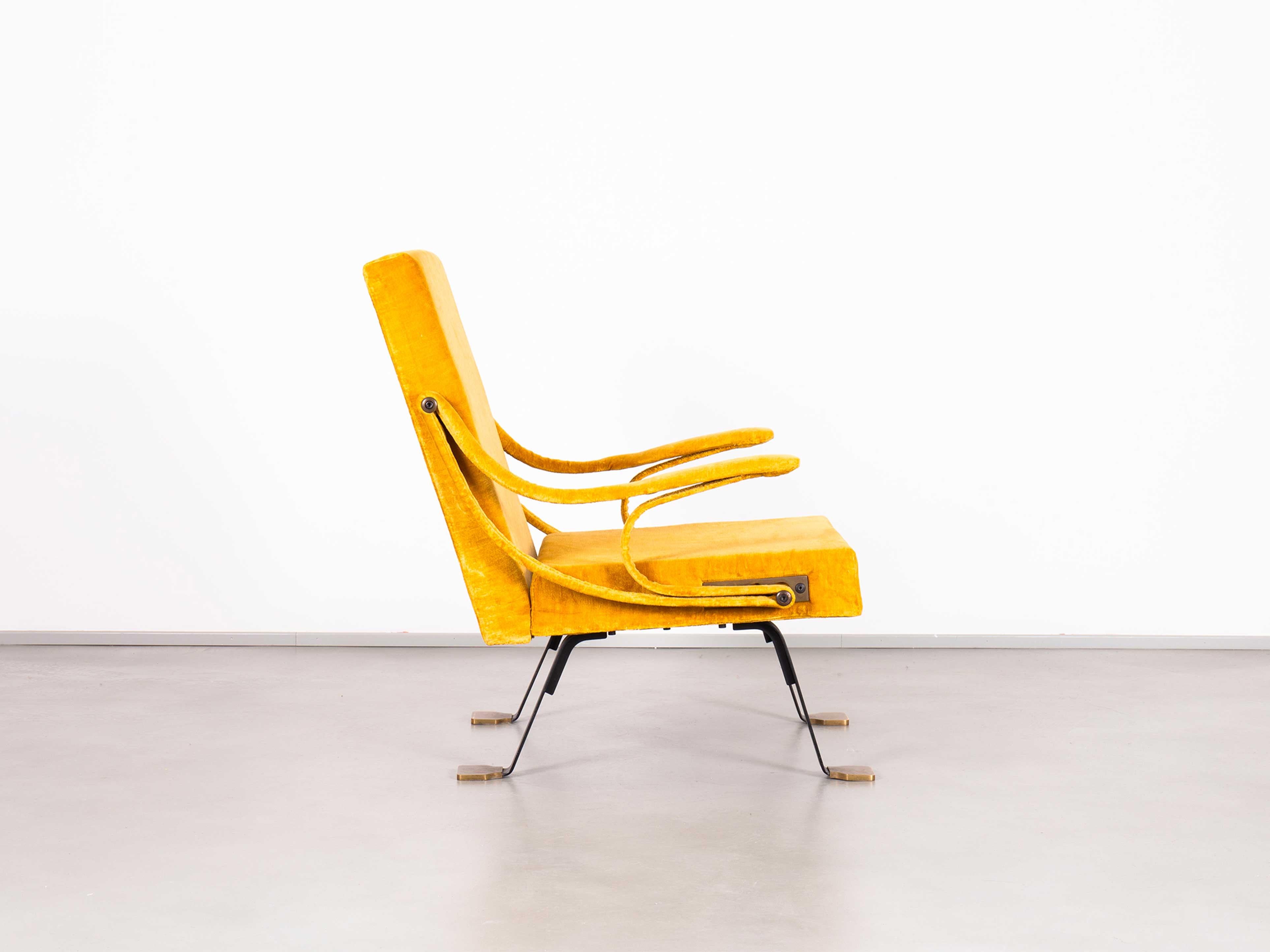 Mid-Century Modern Digamma Armchair by Ignazio Gardella Upholstery in Yellow Linen Velvet For Sale