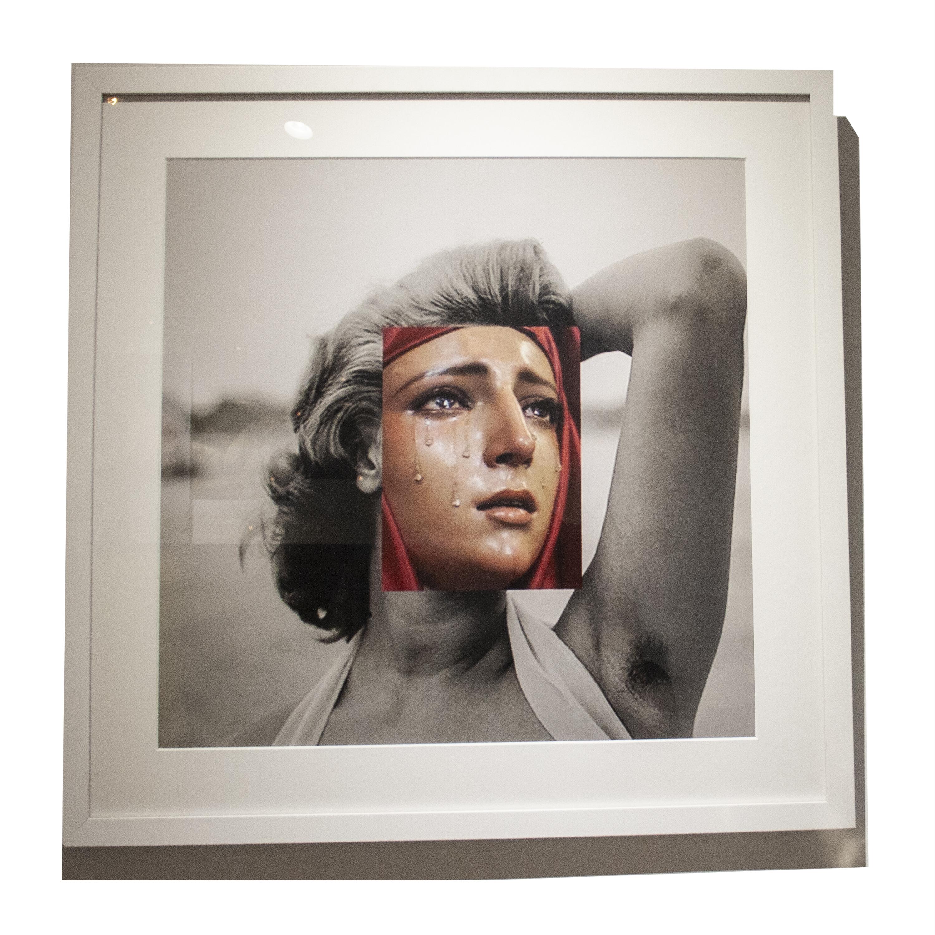 Sophia Loren and Virgin Mary digital collage print by Spanish artist Naro Pinosa, made famous in social media . Authenticity certificated.
Print on photography paper. Glass and white lacquered wooden frame.