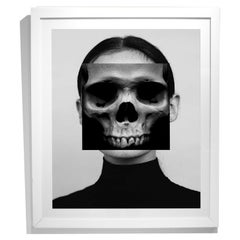 Collage numérique d'art de Naro Pinosa, « Sans titre », portrait de femme au crâne, Espagne, 2019