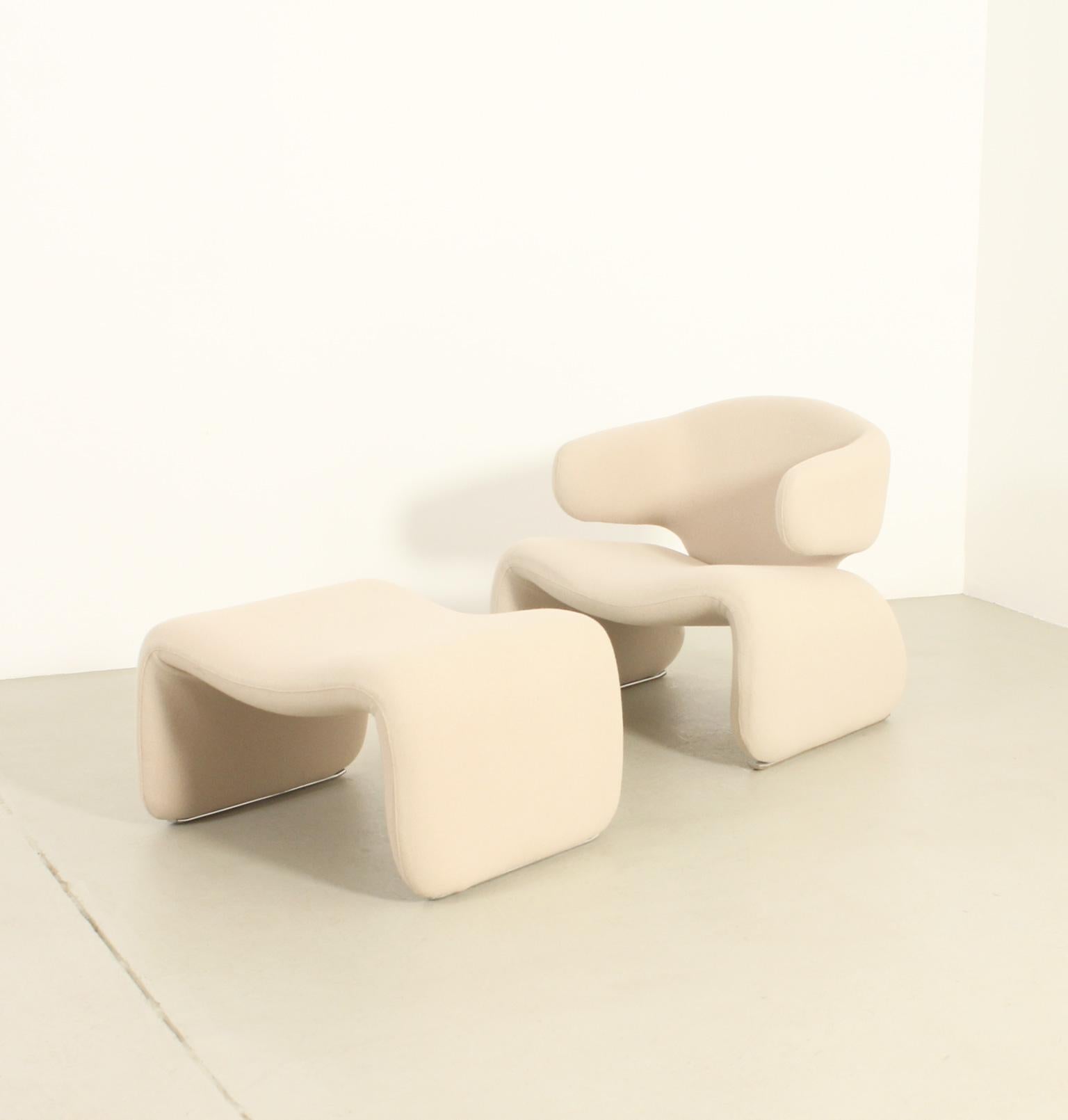 French Dijnn Armchair and Ottoman by Olivier Mourgue for Airborne, France, 1965 For Sale