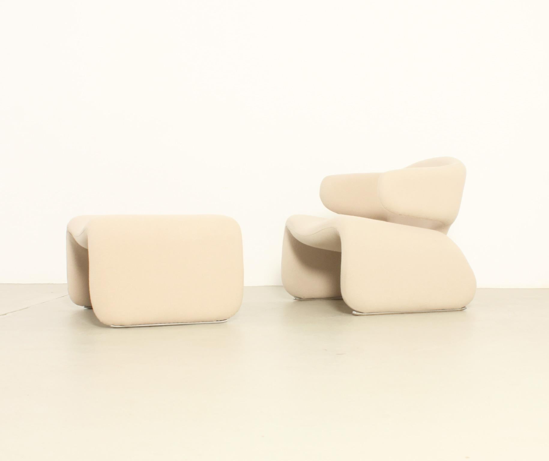 Dijnn Armchair and Ottoman by Olivier Mourgue for Airborne, France, 1965 In Good Condition For Sale In Barcelona, ES